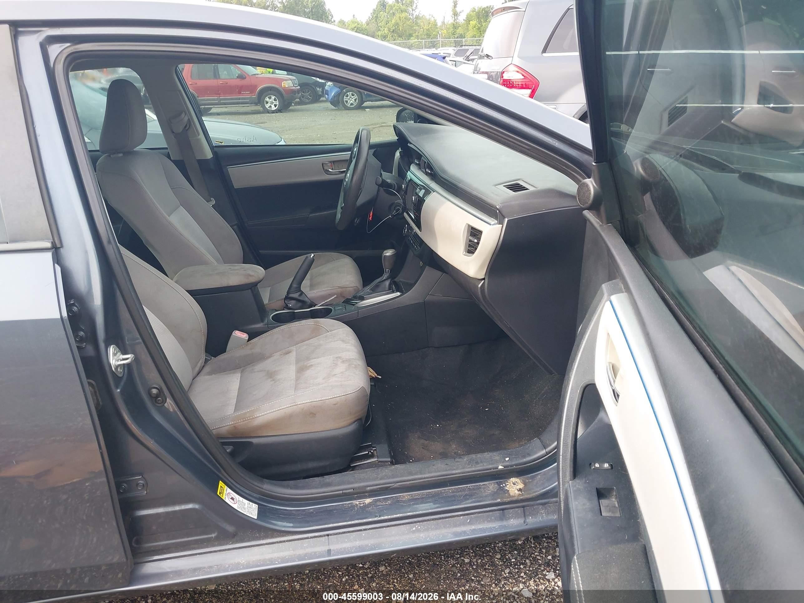 2014 Toyota Corolla Le Blue vin: 2T1BURHE7EC117881