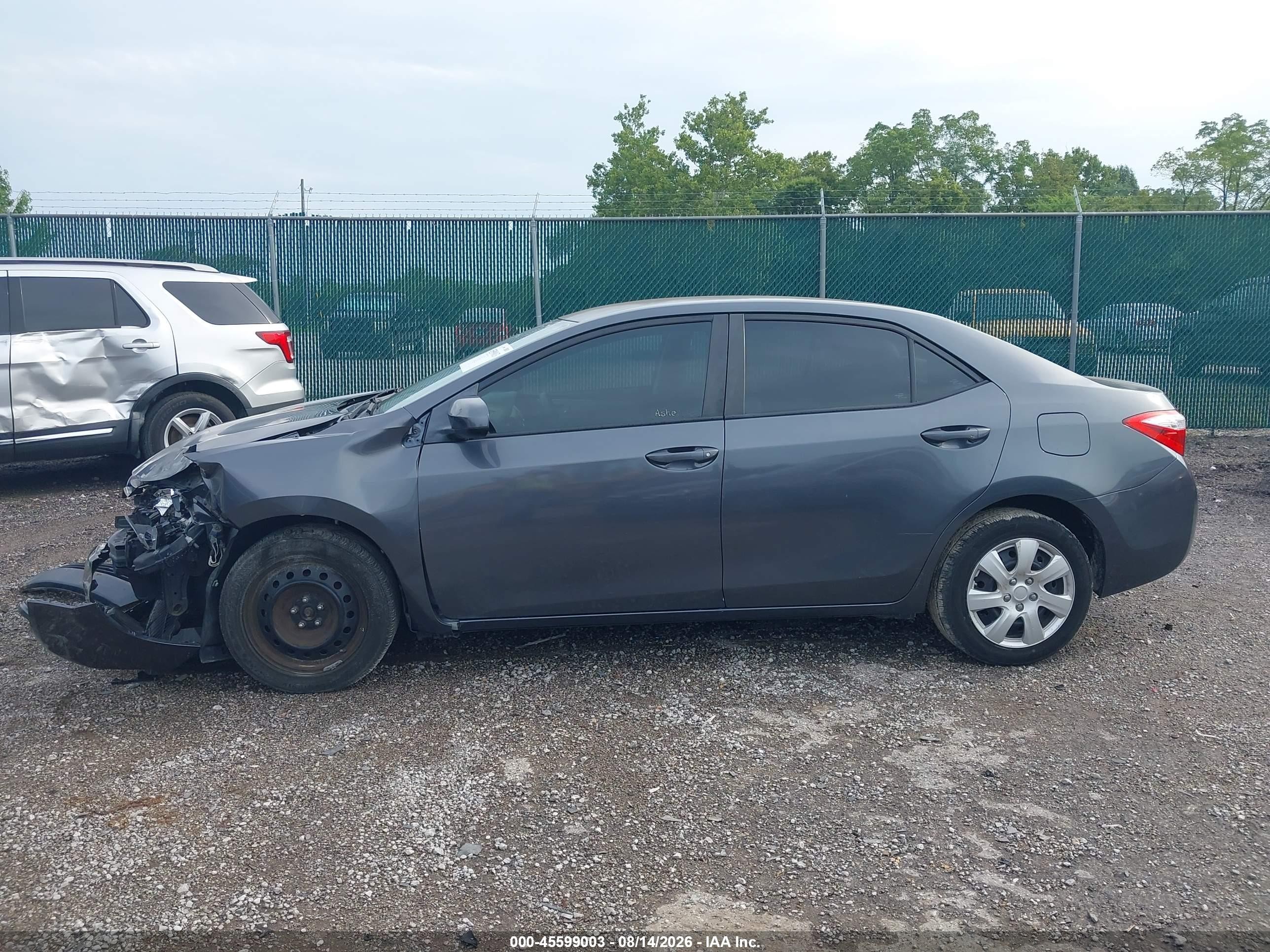 2014 Toyota Corolla Le Blue vin: 2T1BURHE7EC117881