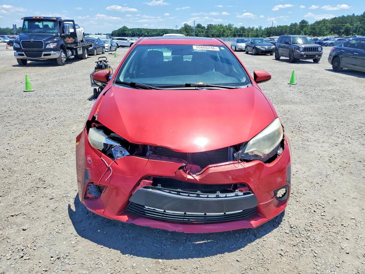 2014 Toyota Corolla Le Plus Red vin: 2T1BURHE7EC120750