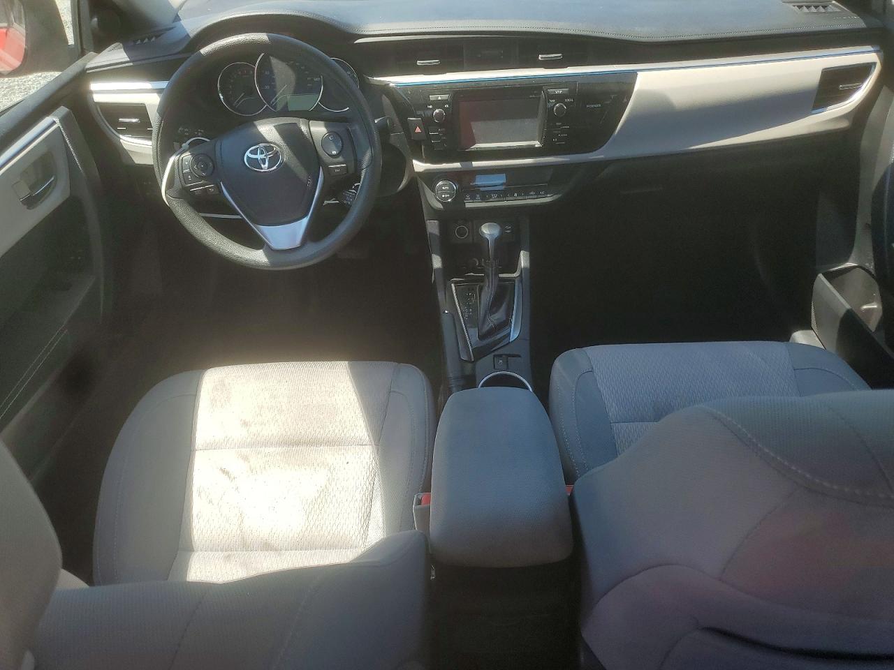2014 Toyota Corolla Le Plus Red vin: 2T1BURHE7EC120750