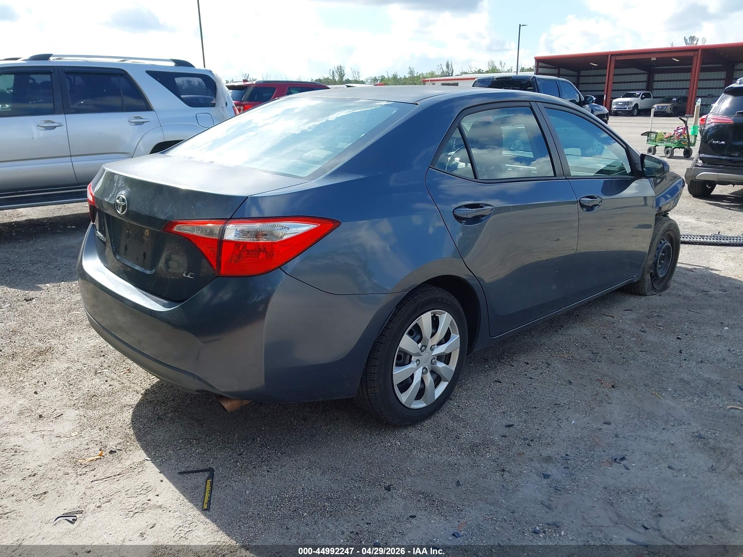 2014 Toyota Corolla Le Blue vin: 2T1BURHE7EC141548