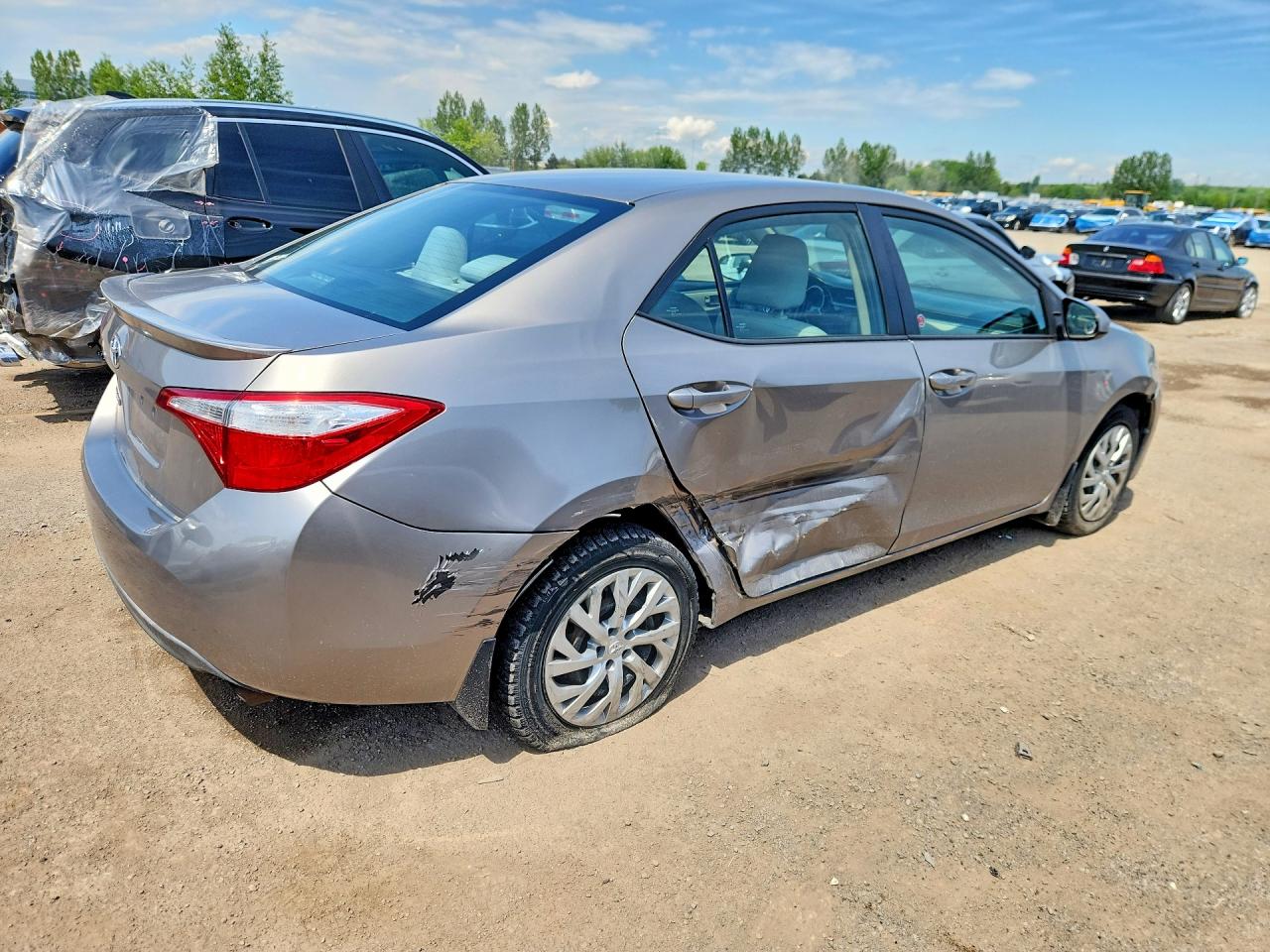 2014 Toyota Corolla L Silver vin: 2T1BURHE7EC144854