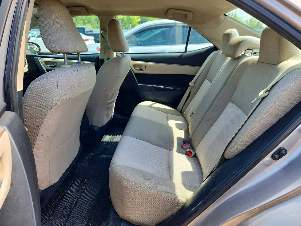 2014 Toyota Corolla L Silver vin: 2T1BURHE7EC144854