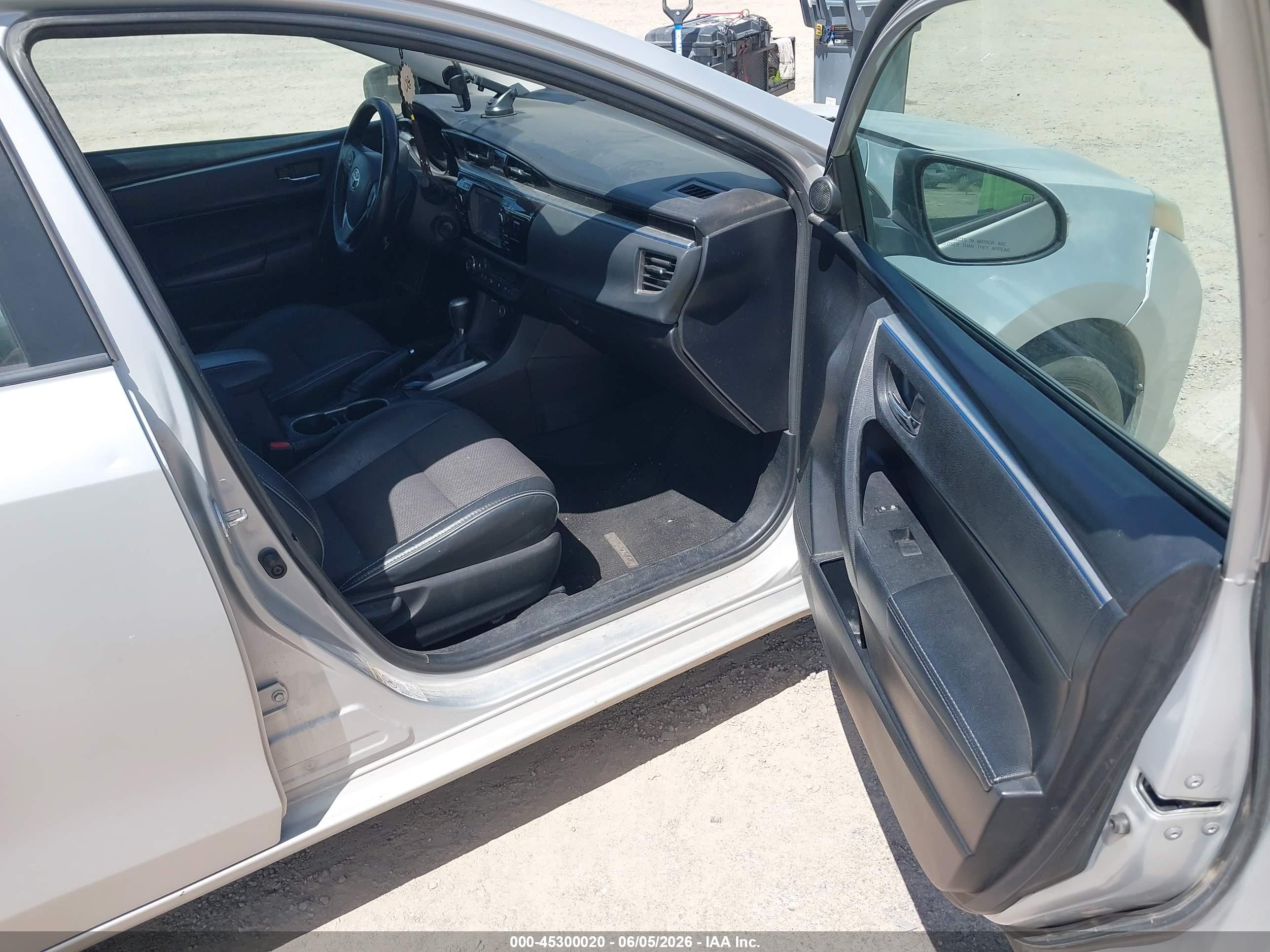2014 Toyota Corolla S Silver vin: 2T1BURHE7EC151223