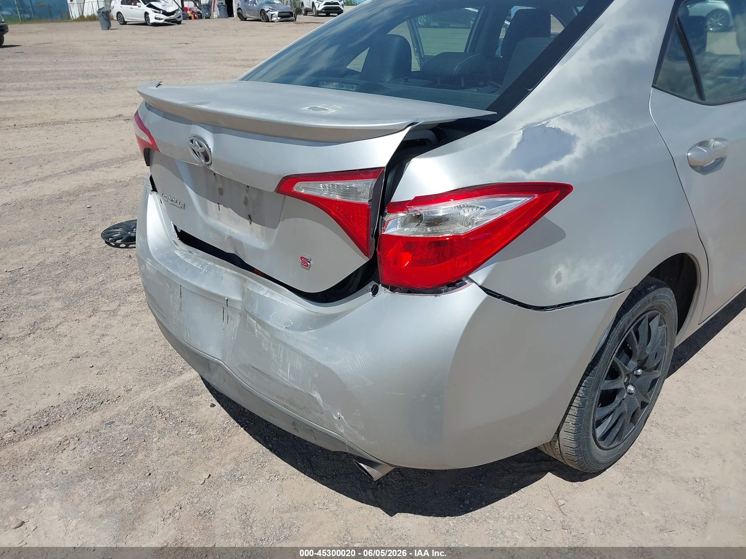 2014 Toyota Corolla S Silver vin: 2T1BURHE7EC151223