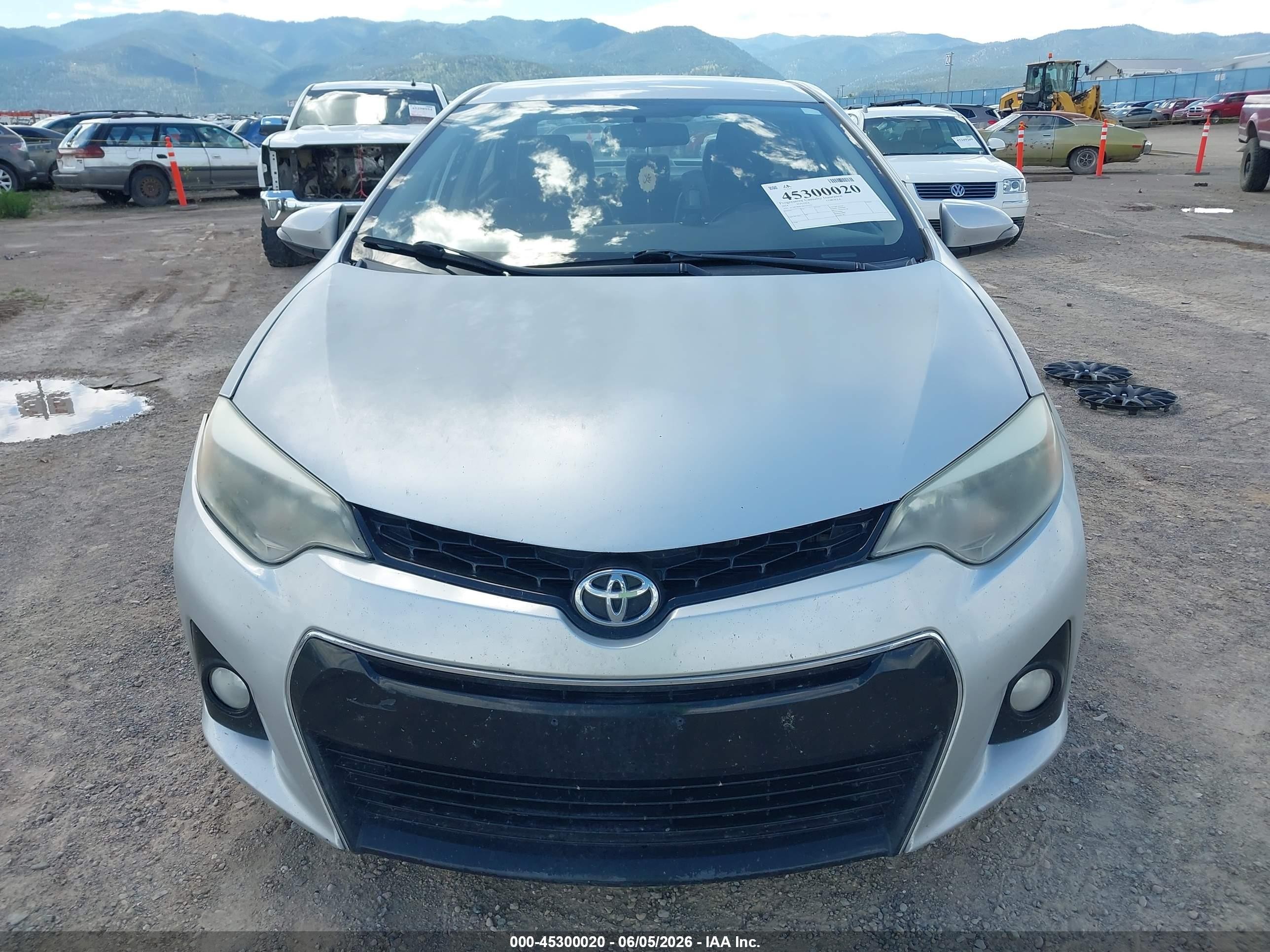 2014 Toyota Corolla S Silver vin: 2T1BURHE7EC151223