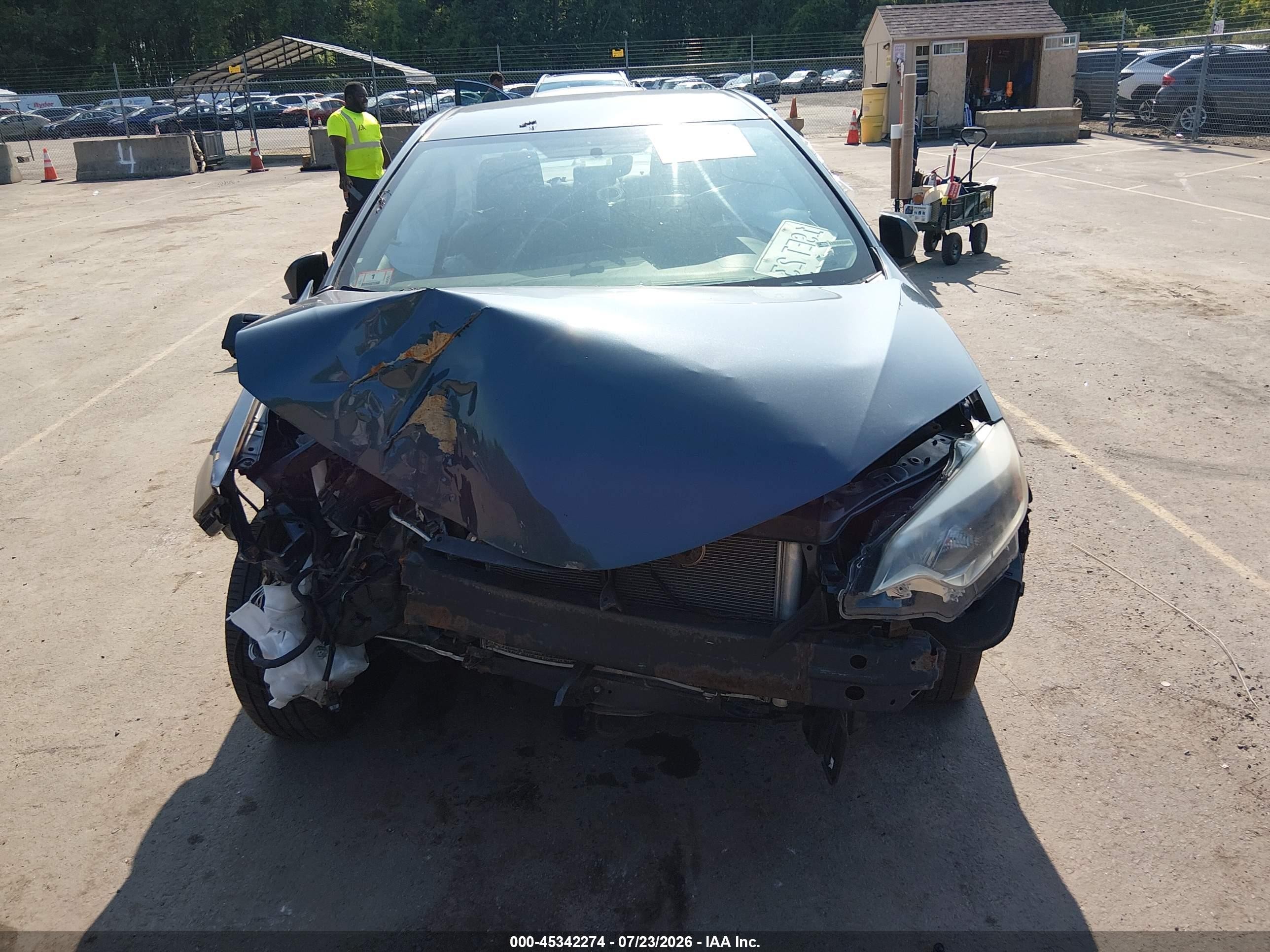 2014 Toyota Corolla Le Gray vin: 2T1BURHE7EC151917