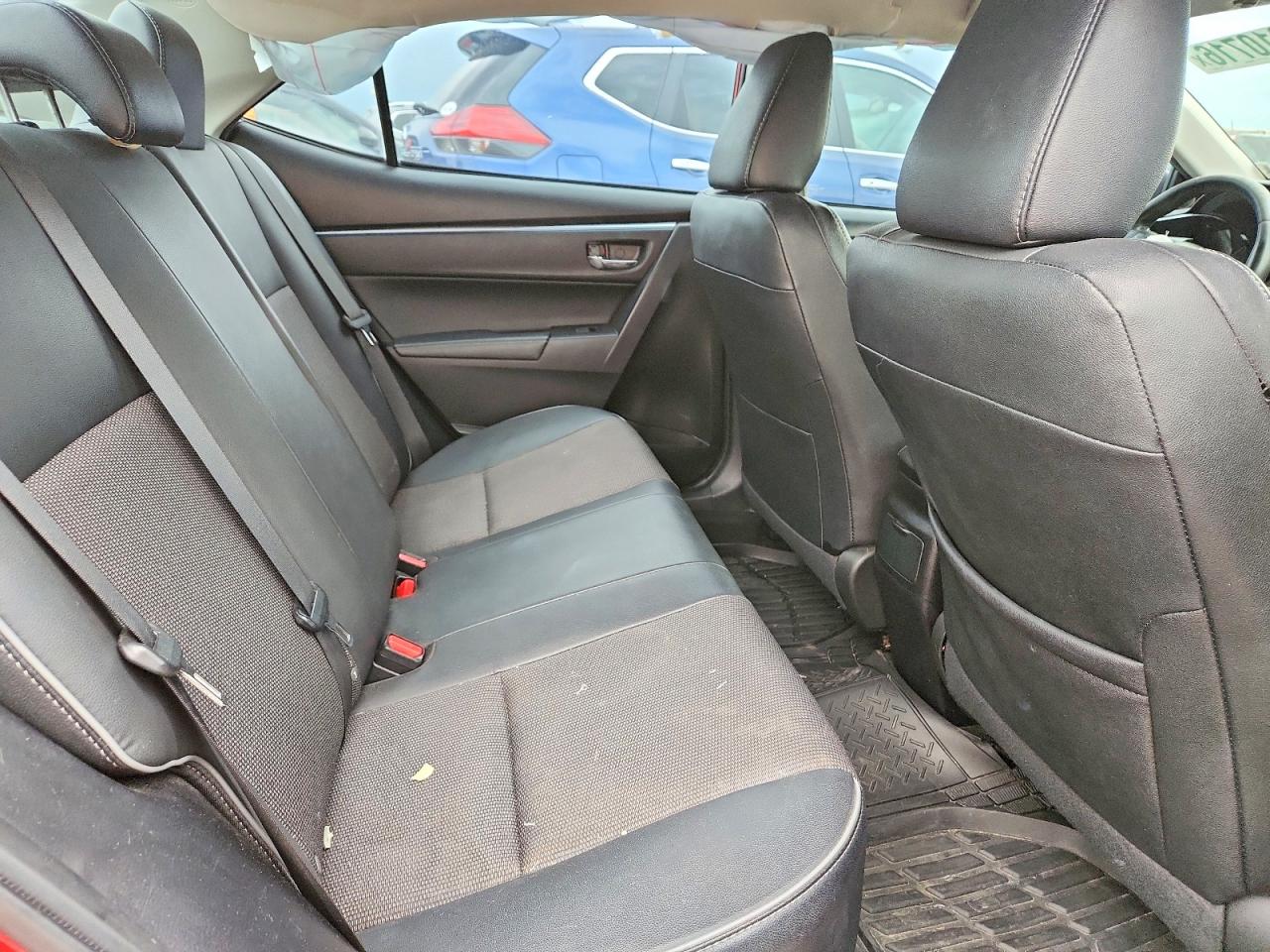 2014 Toyota Corolla S Plus Red vin: 2T1BURHE7EC180625