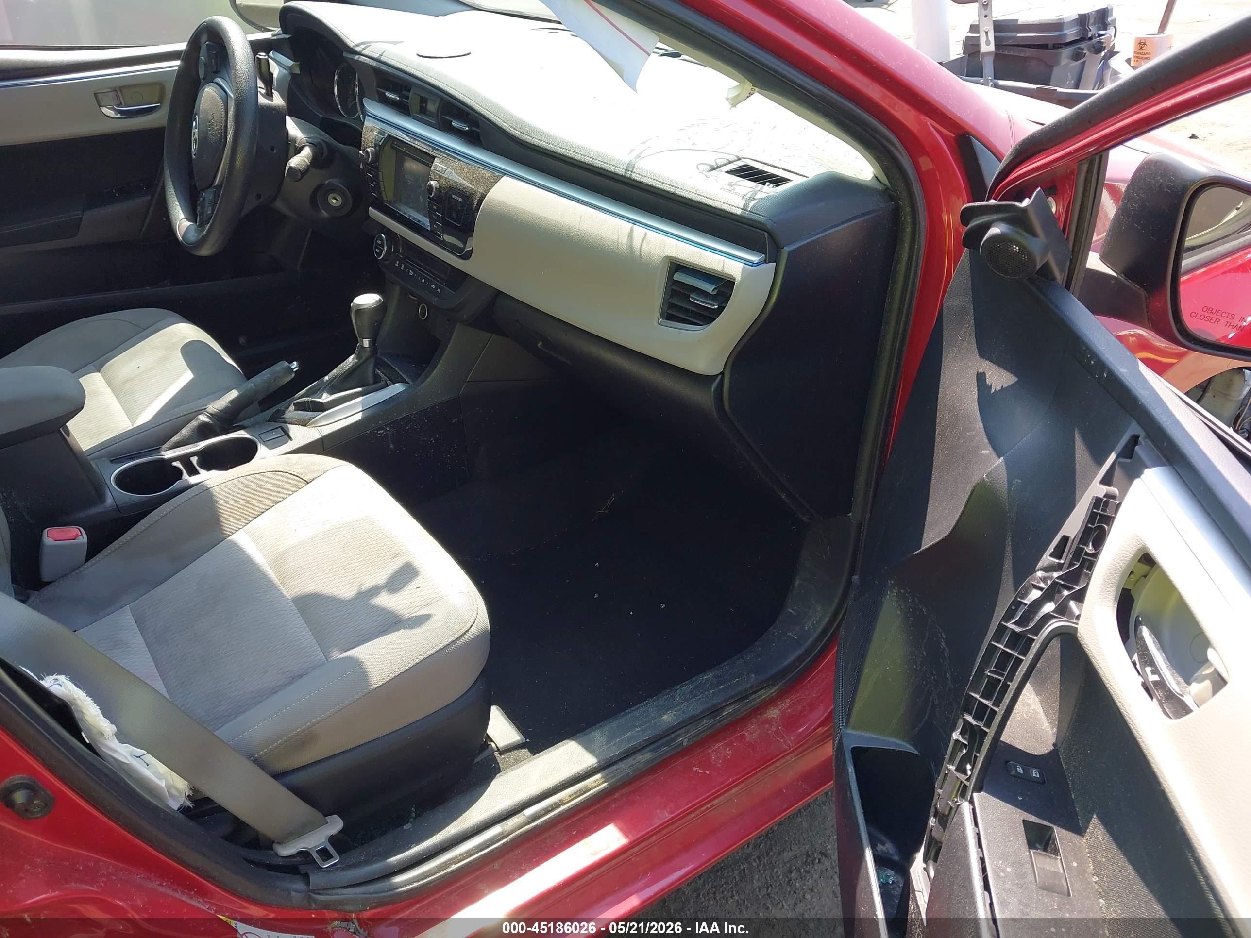 2014 Toyota Corolla Le Red vin: 2T1BURHE7EC196369