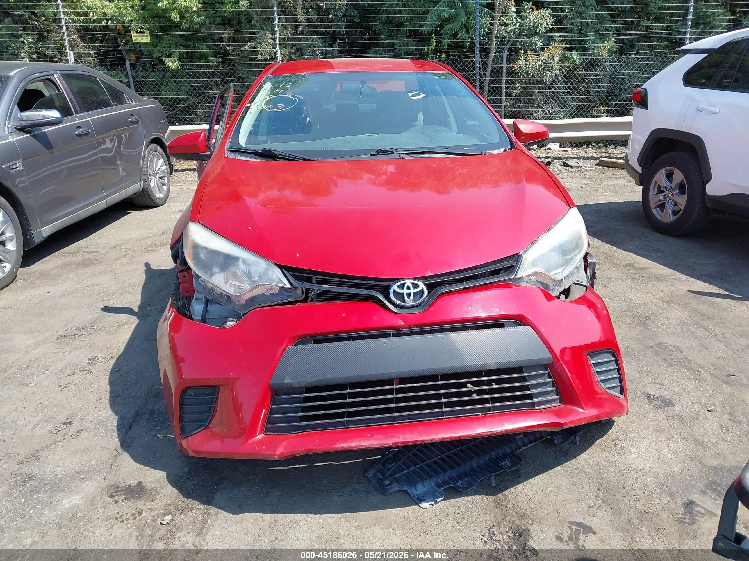 2014 Toyota Corolla Le Red vin: 2T1BURHE7EC196369