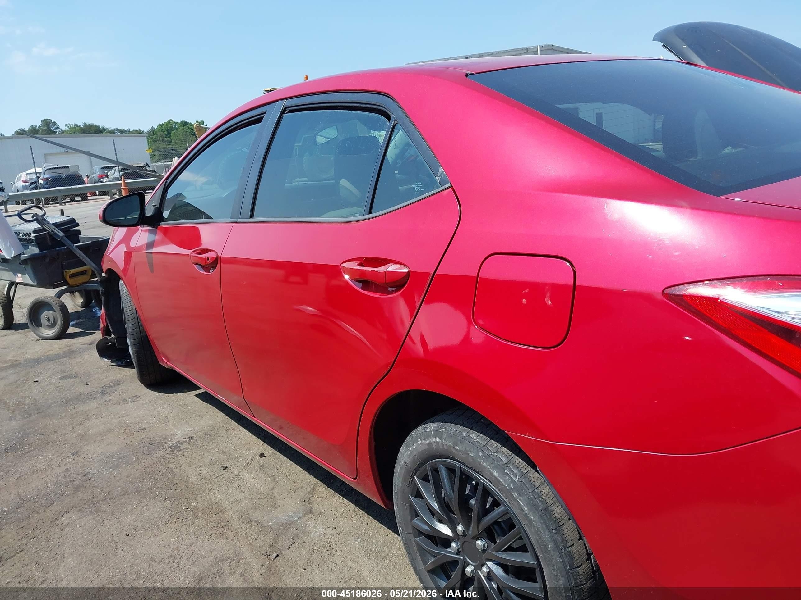2014 Toyota Corolla Le Red vin: 2T1BURHE7EC196369