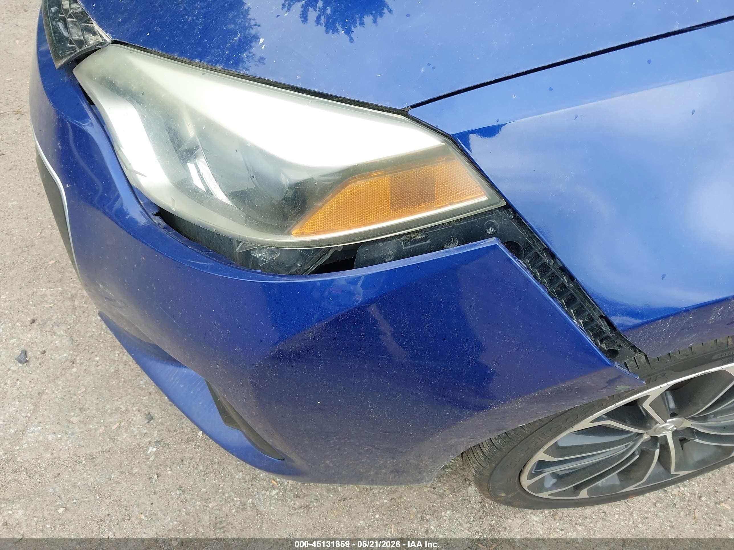 2014 Toyota Corolla S Plus Blue vin: 2T1BURHE7EC225370
