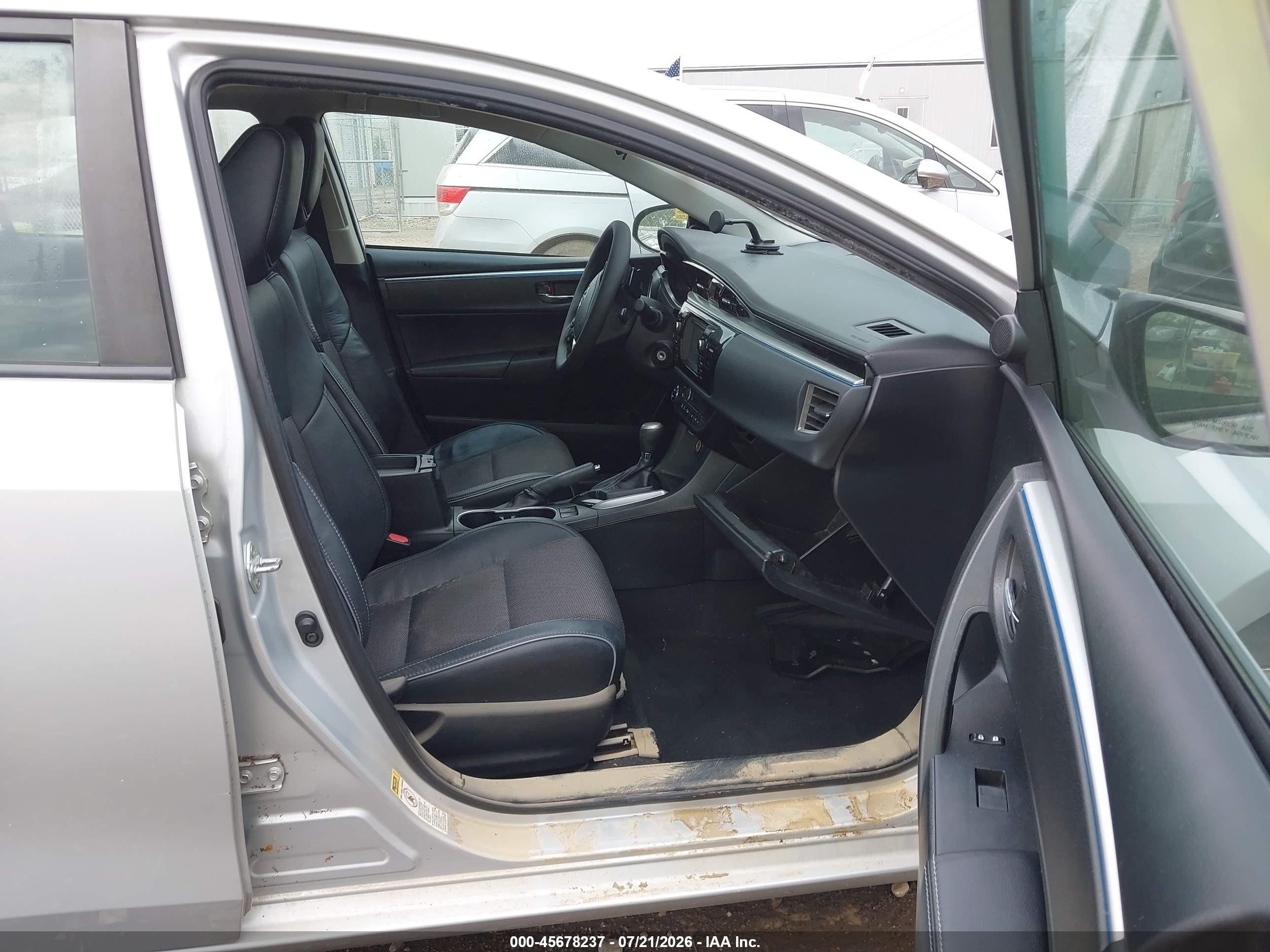 2015 Toyota Corolla S Plus Silver vin: 2T1BURHE7FC231414