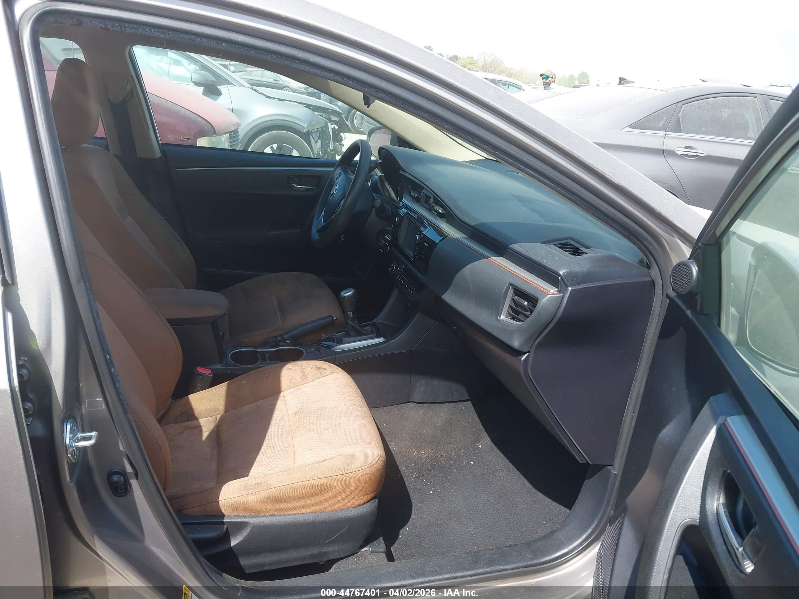 2015 Toyota Corolla Le Tan vin: 2T1BURHE7FC242543