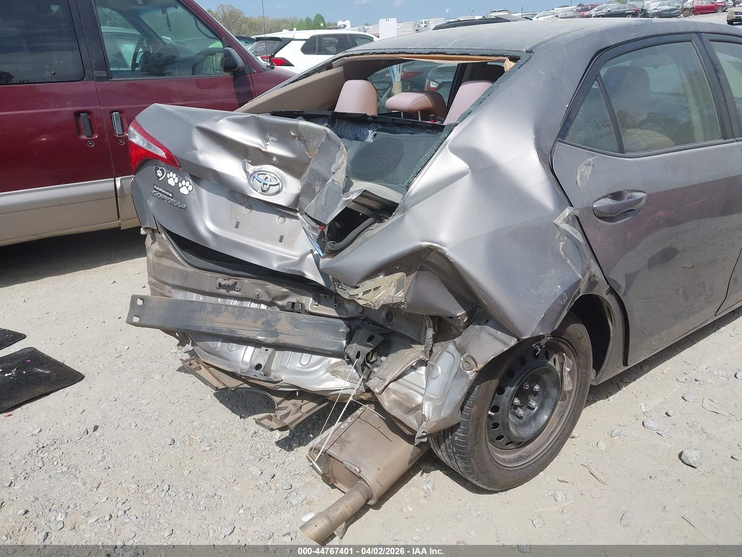 2015 Toyota Corolla Le Tan vin: 2T1BURHE7FC242543