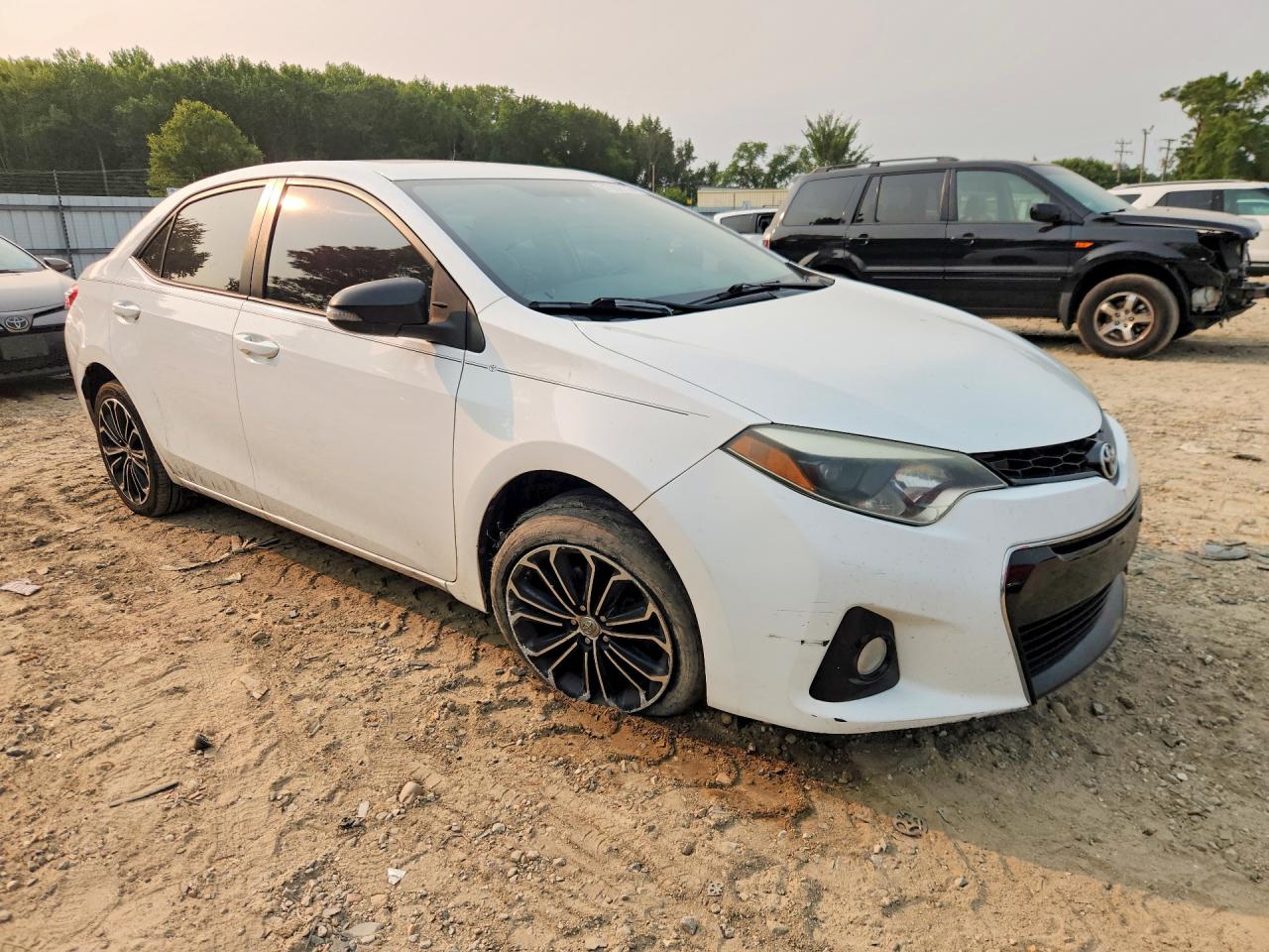 2015 Toyota Corolla S Plus White vin: 2T1BURHE7FC252456