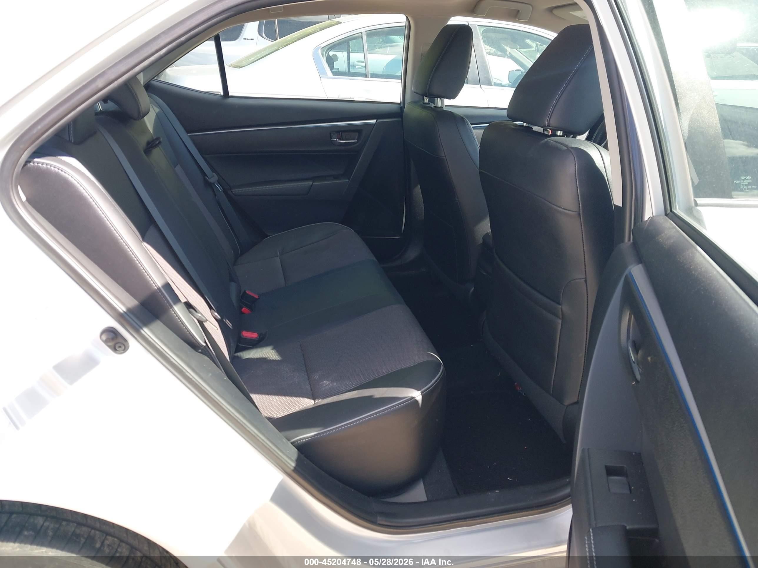 2015 Toyota Corolla S Plus Silver vin: 2T1BURHE7FC255731