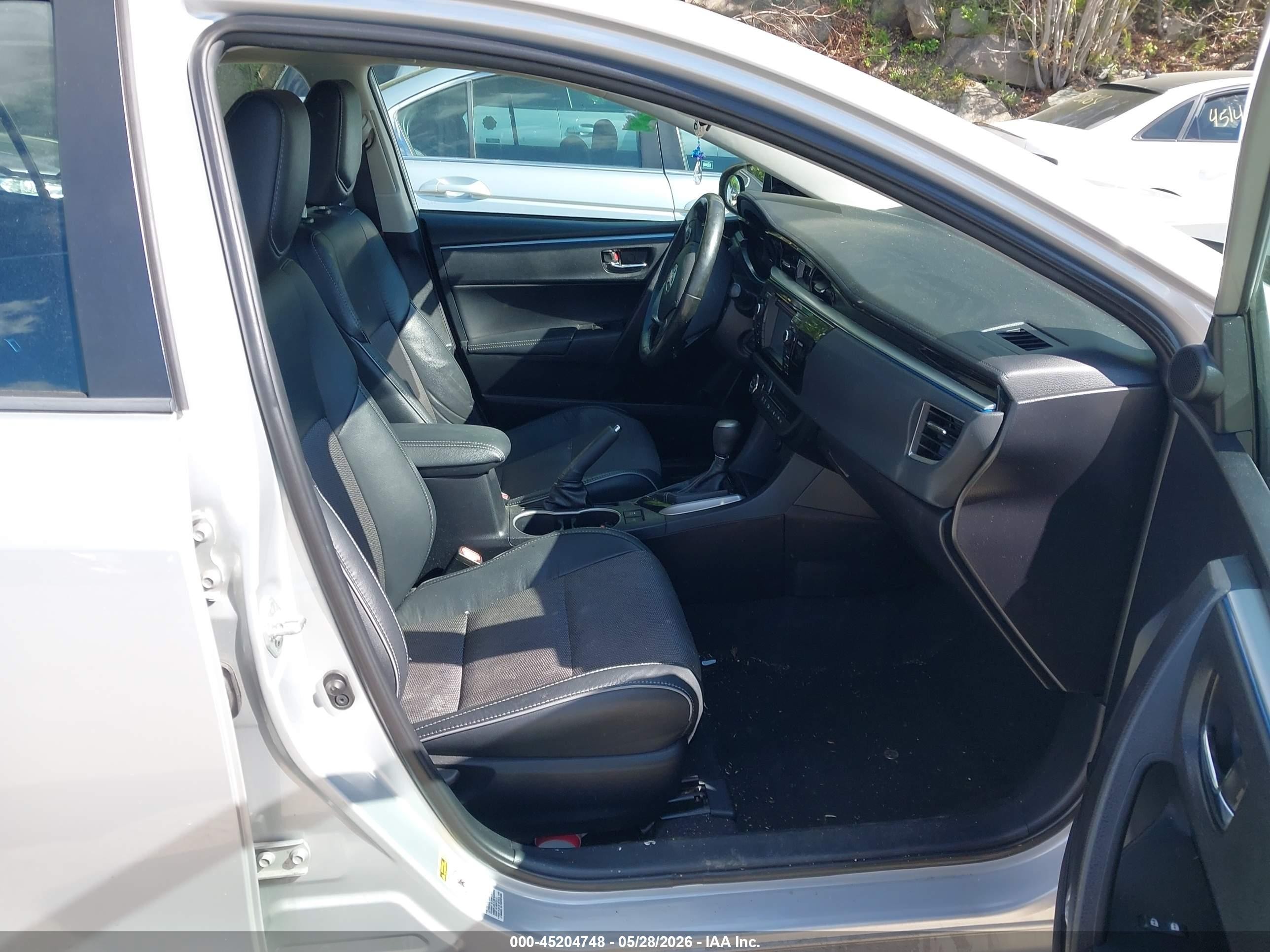 2015 Toyota Corolla S Plus Silver vin: 2T1BURHE7FC255731