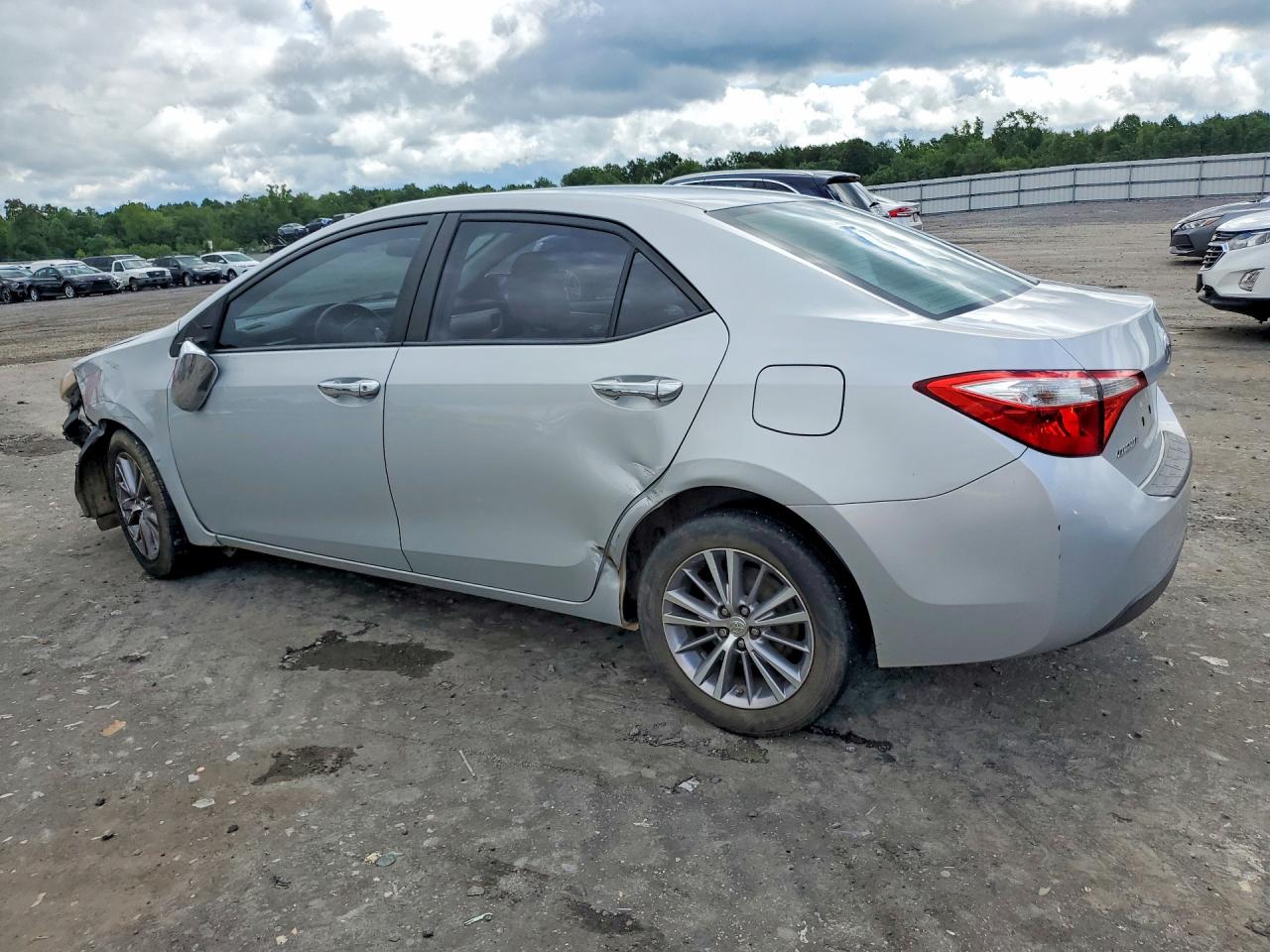 2015 Toyota Corolla Le Plus Silver vin: 2T1BURHE7FC258614