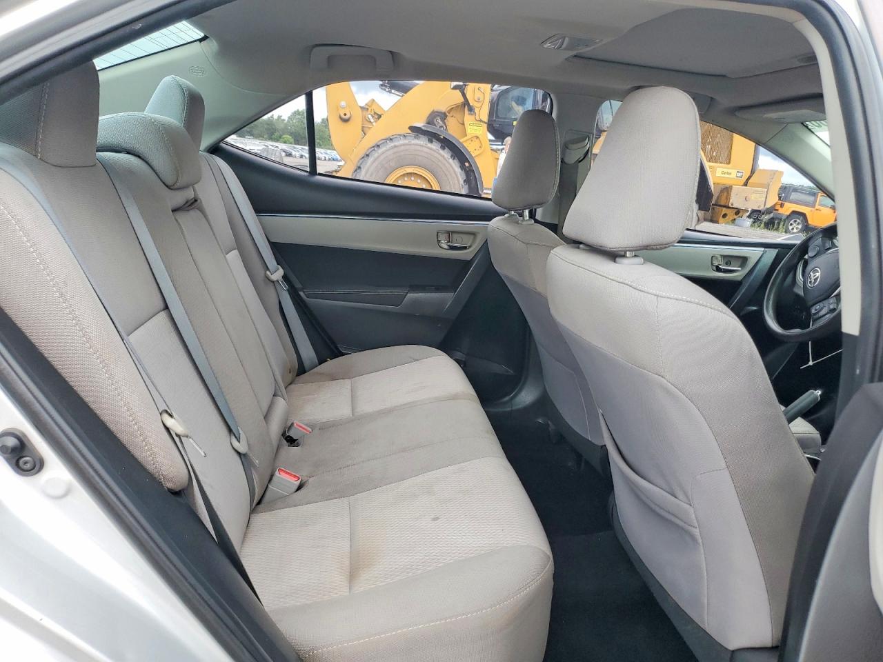2015 Toyota Corolla Le Plus Silver vin: 2T1BURHE7FC258614