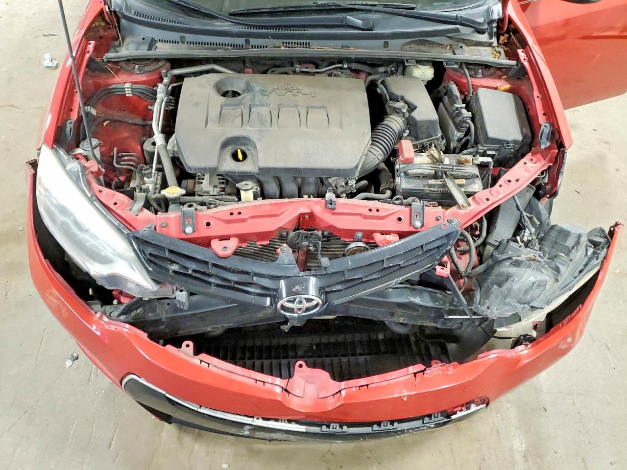 2015 Toyota Corolla S Plus Red vin: 2T1BURHE7FC297509