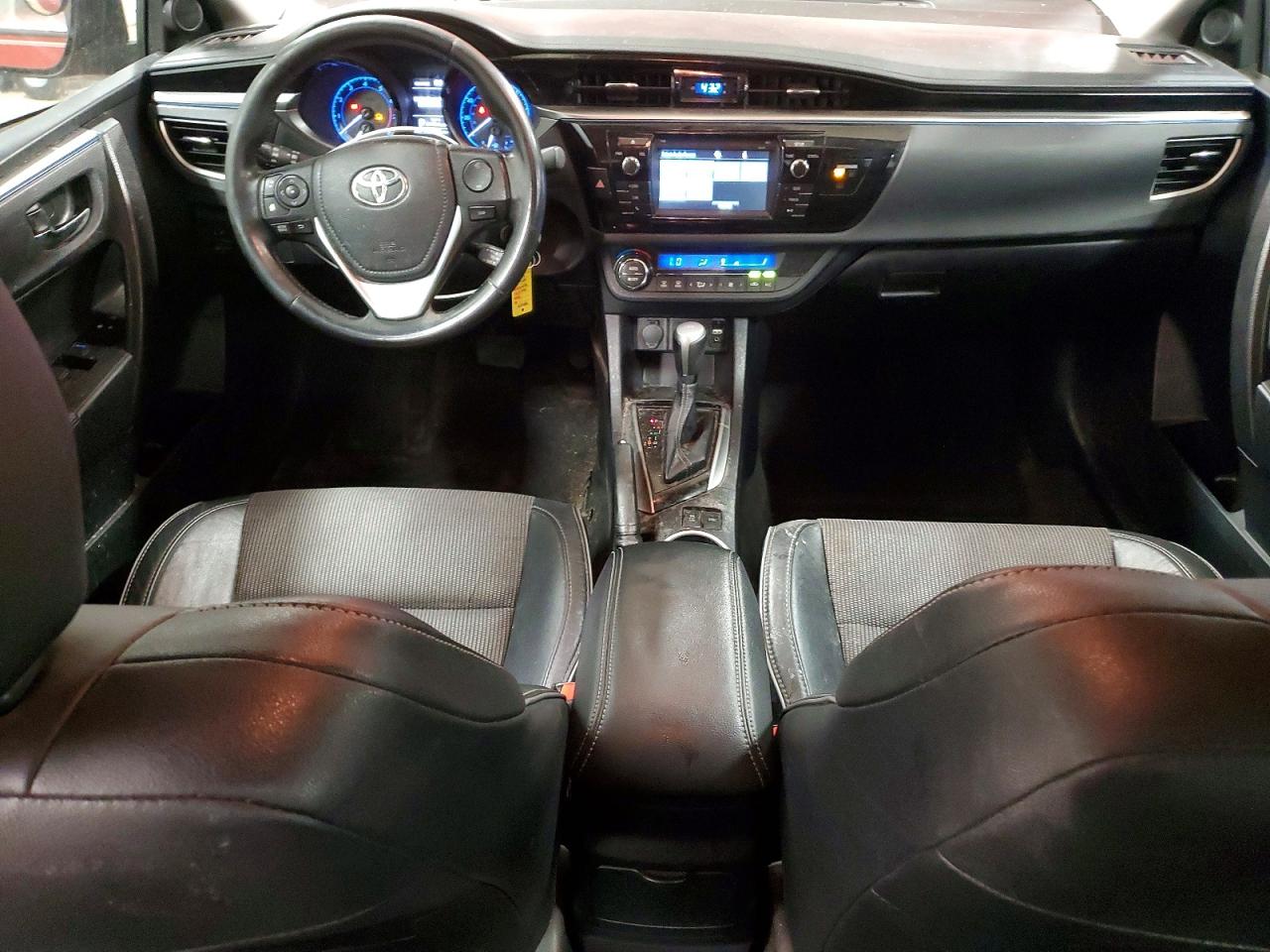 2015 Toyota Corolla S Plus Red vin: 2T1BURHE7FC297509