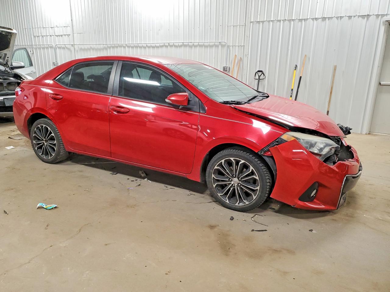 2015 Toyota Corolla S Plus Red vin: 2T1BURHE7FC297509
