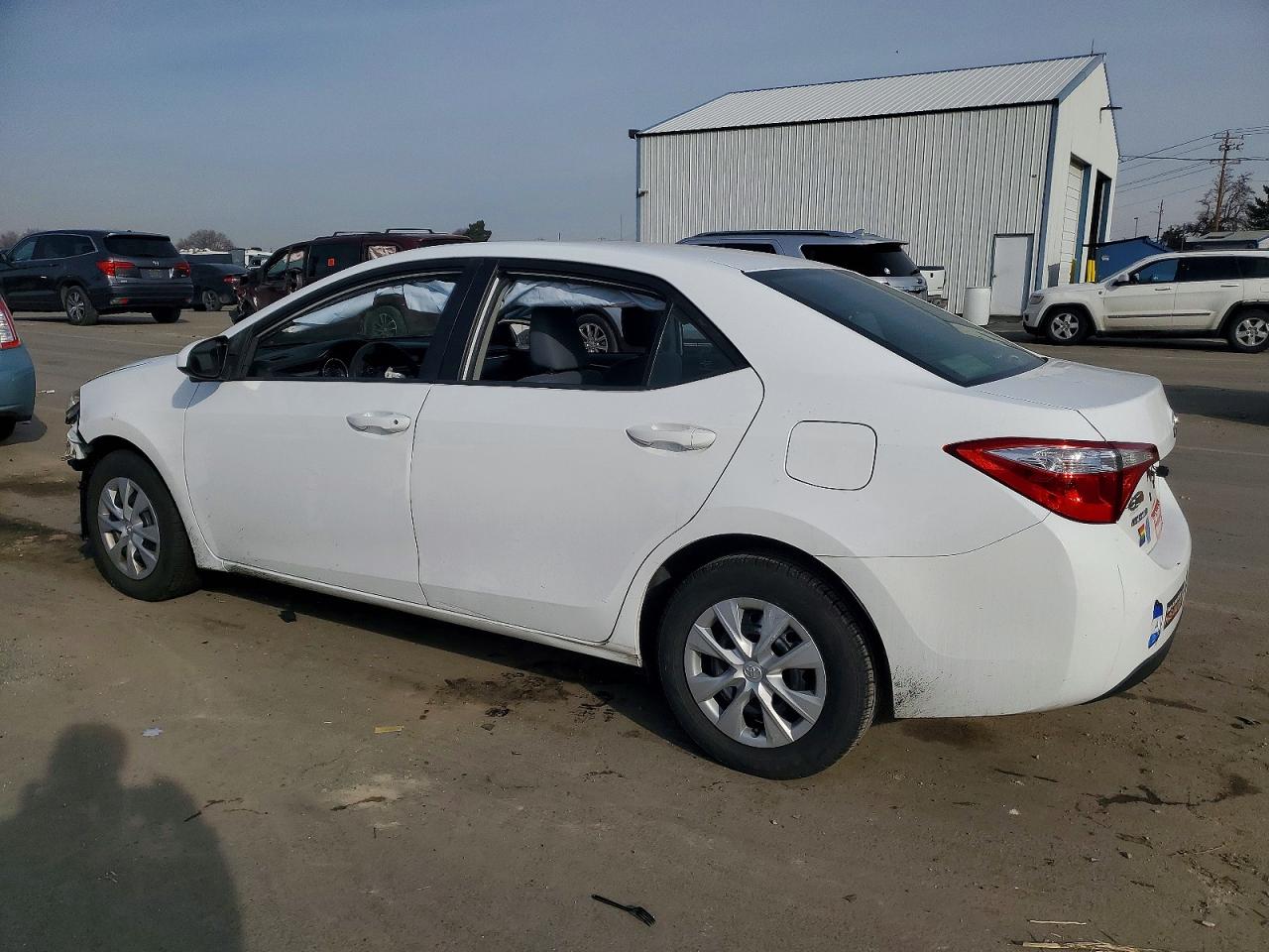 2015 Toyota Corolla L White vin: 2T1BURHE7FC317872