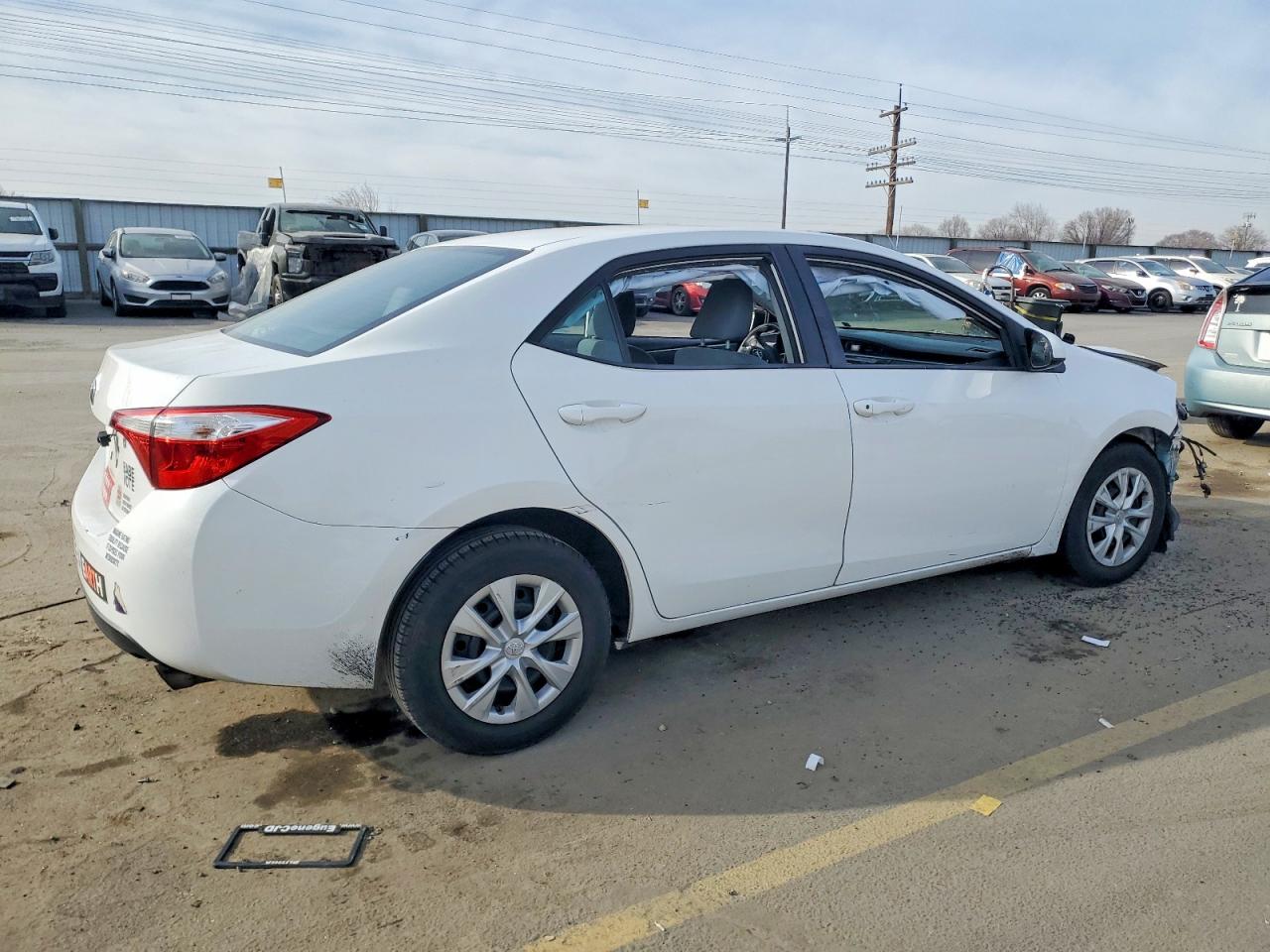 2015 Toyota Corolla L White vin: 2T1BURHE7FC317872