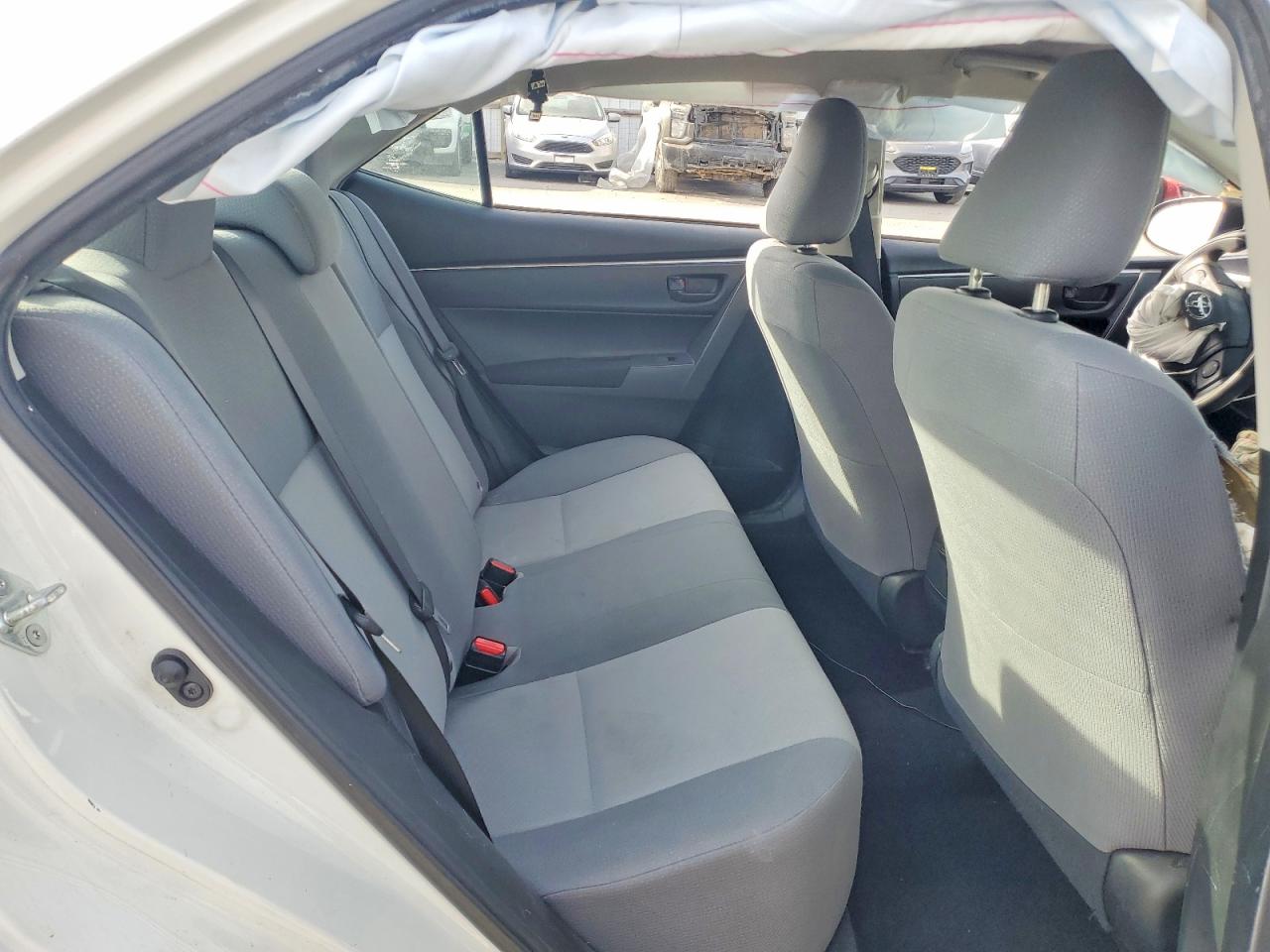 2015 Toyota Corolla L White vin: 2T1BURHE7FC317872