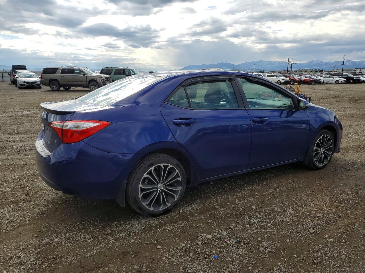 2015 Toyota Corolla S Plus Blue vin: 2T1BURHE7FC320271