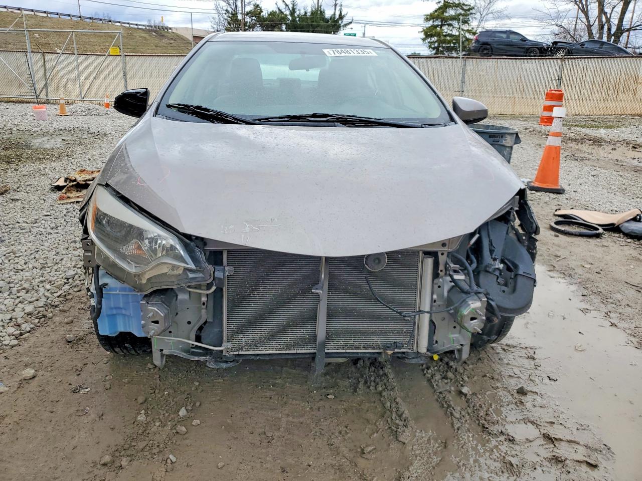 2015 Toyota Corolla Silver vin: 2T1BURHE7FC320898