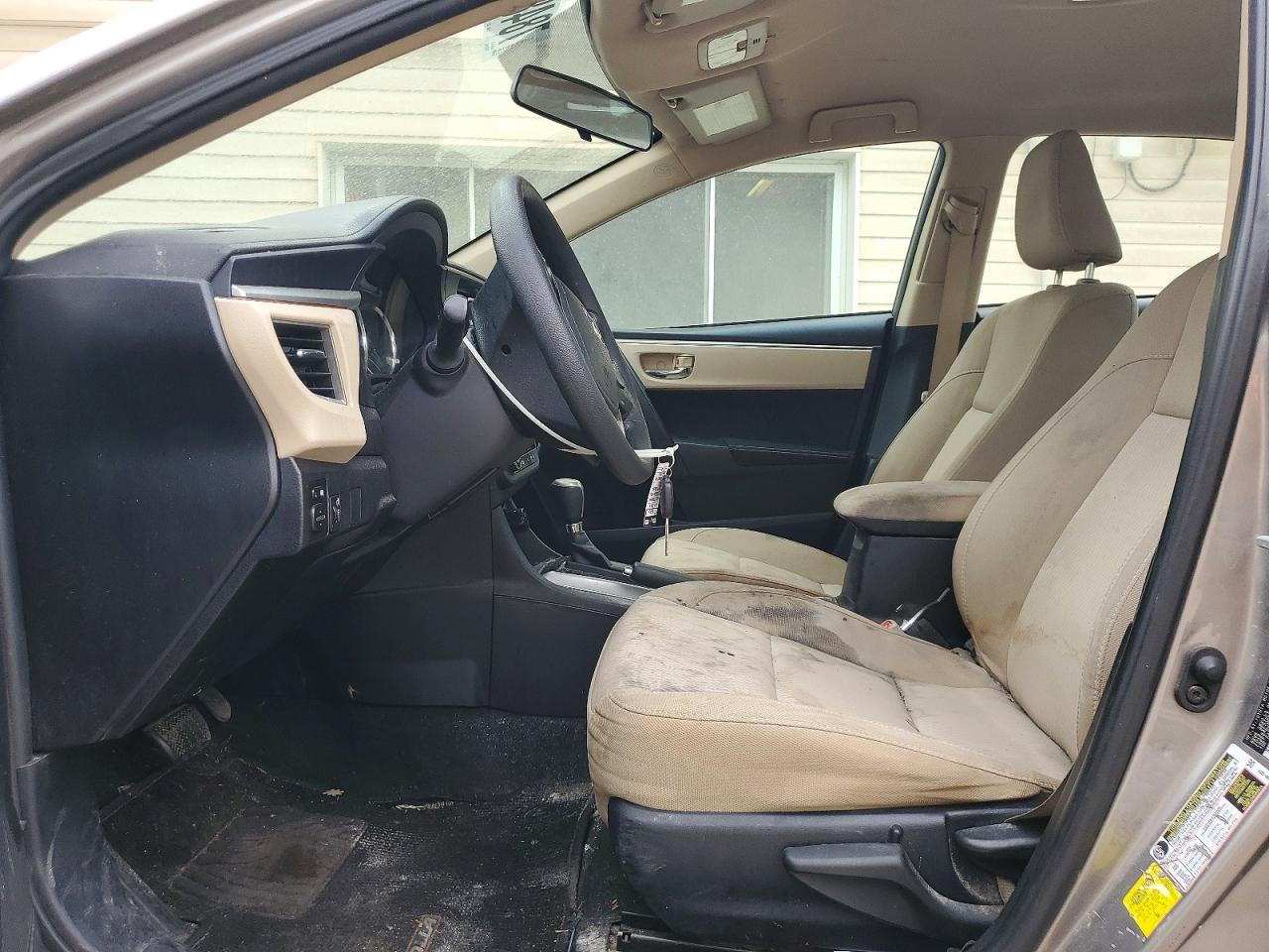 2015 Toyota Corolla Silver vin: 2T1BURHE7FC320898