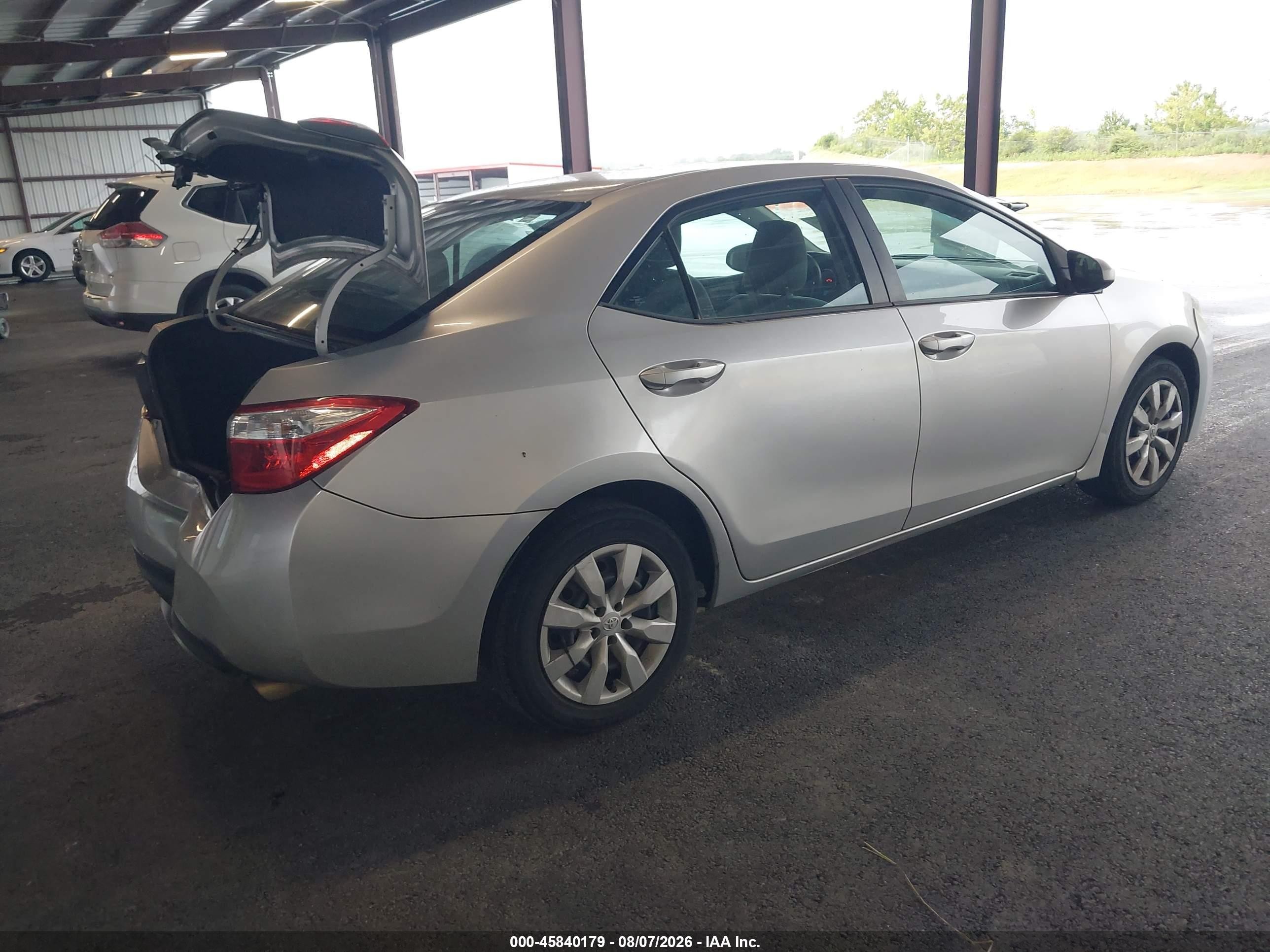 2015 Toyota Corolla Le Silver vin: 2T1BURHE7FC320948