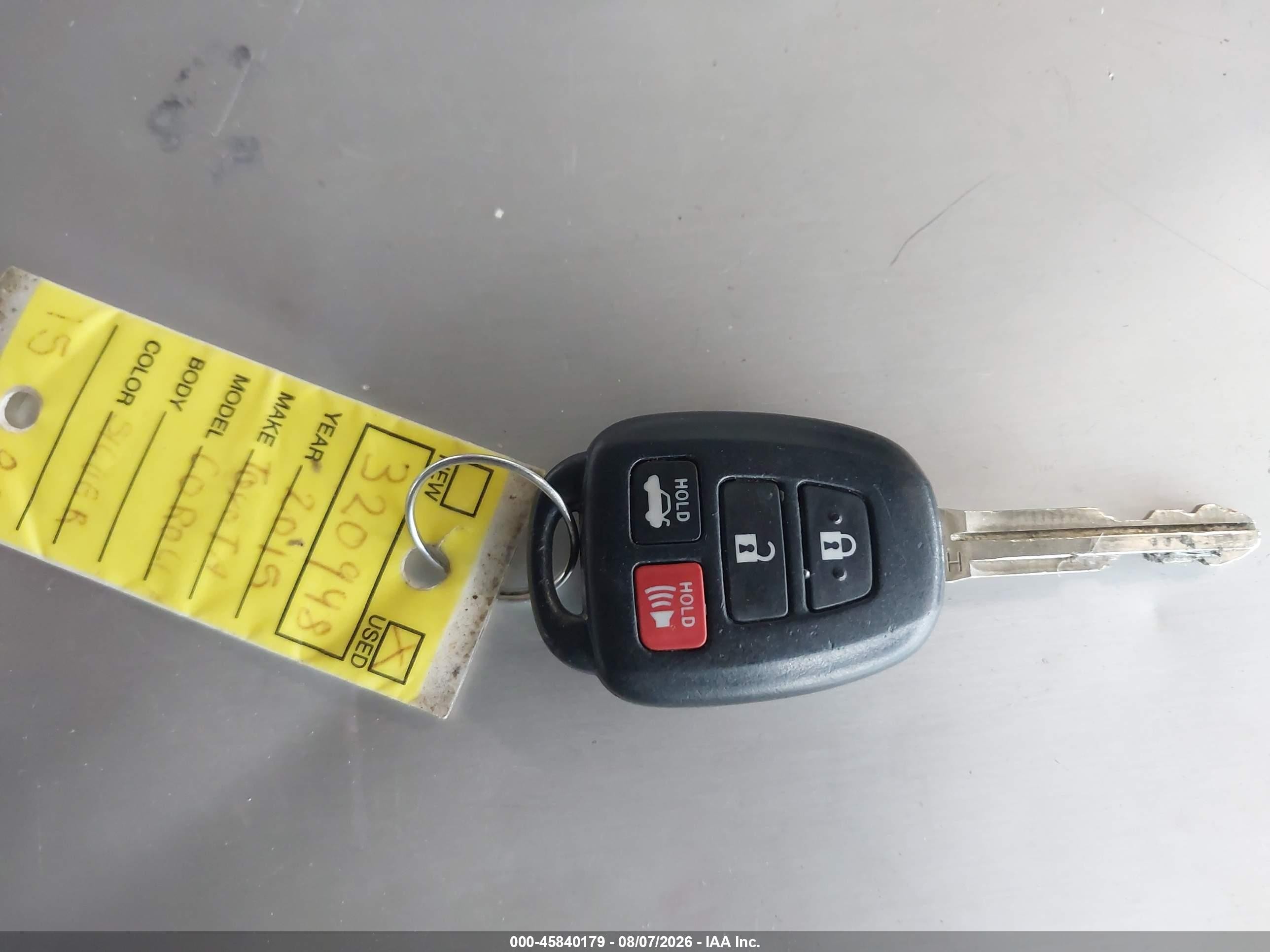 2015 Toyota Corolla Le Silver vin: 2T1BURHE7FC320948