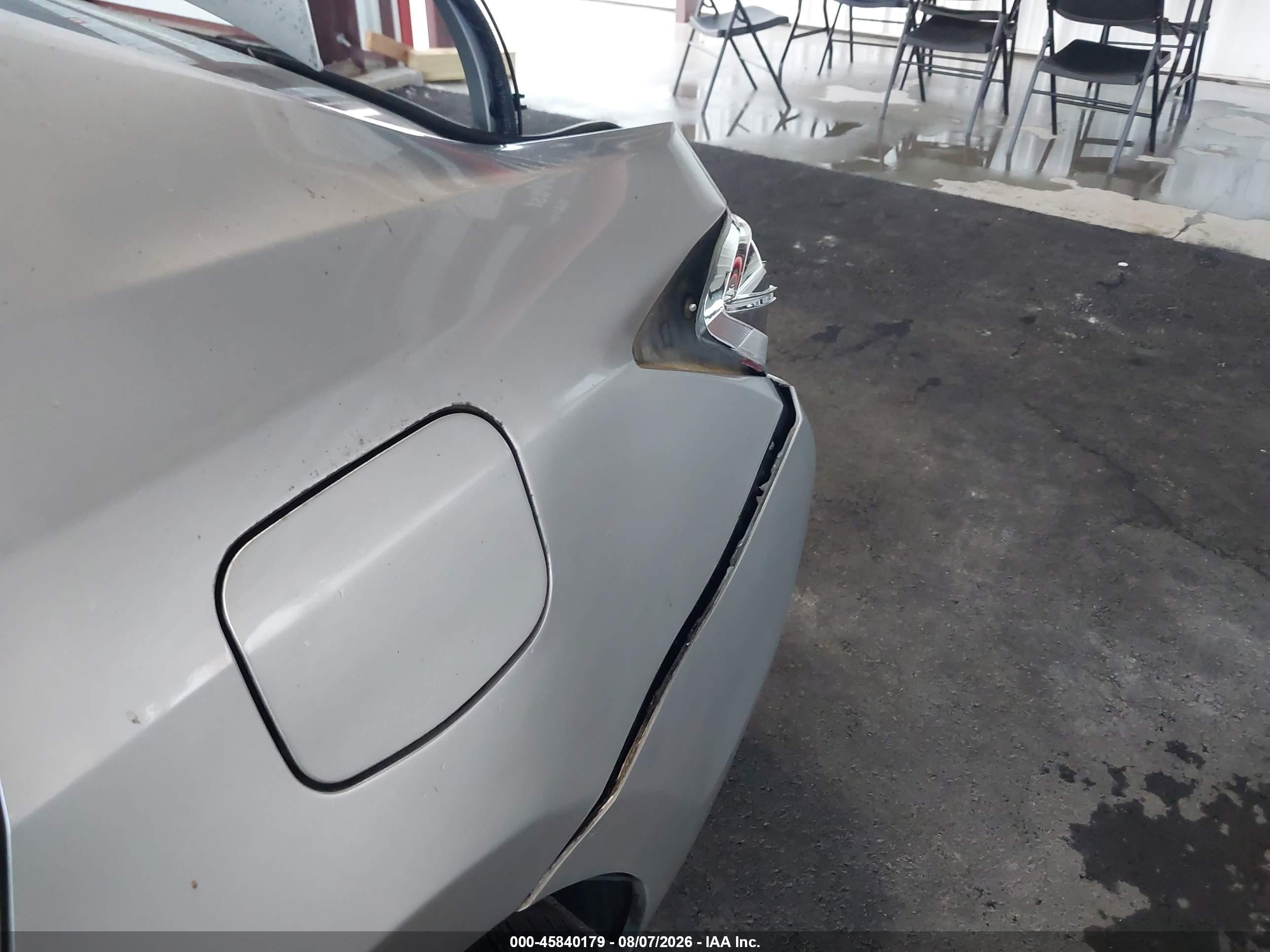 2015 Toyota Corolla Le Silver vin: 2T1BURHE7FC320948