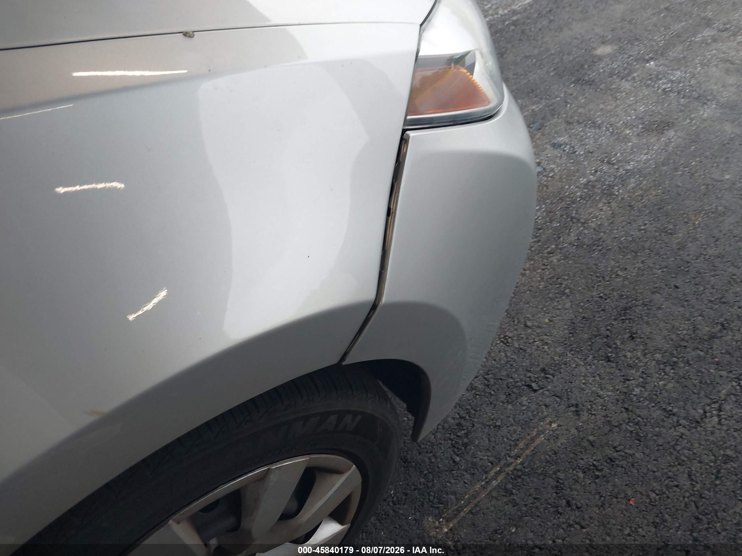 2015 Toyota Corolla Le Silver vin: 2T1BURHE7FC320948