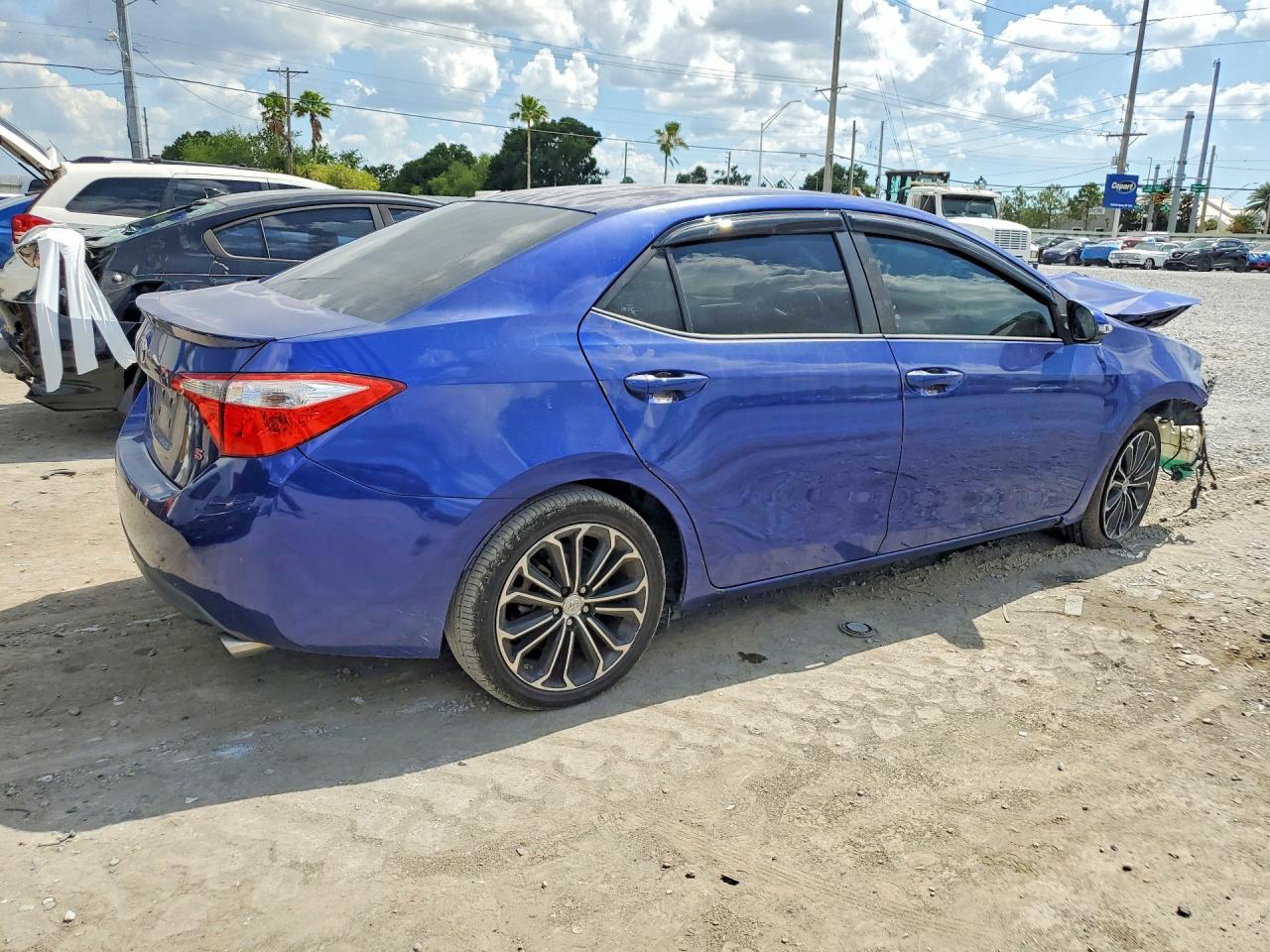 2015 Toyota Corolla S Plus Blue vin: 2T1BURHE7FC329939