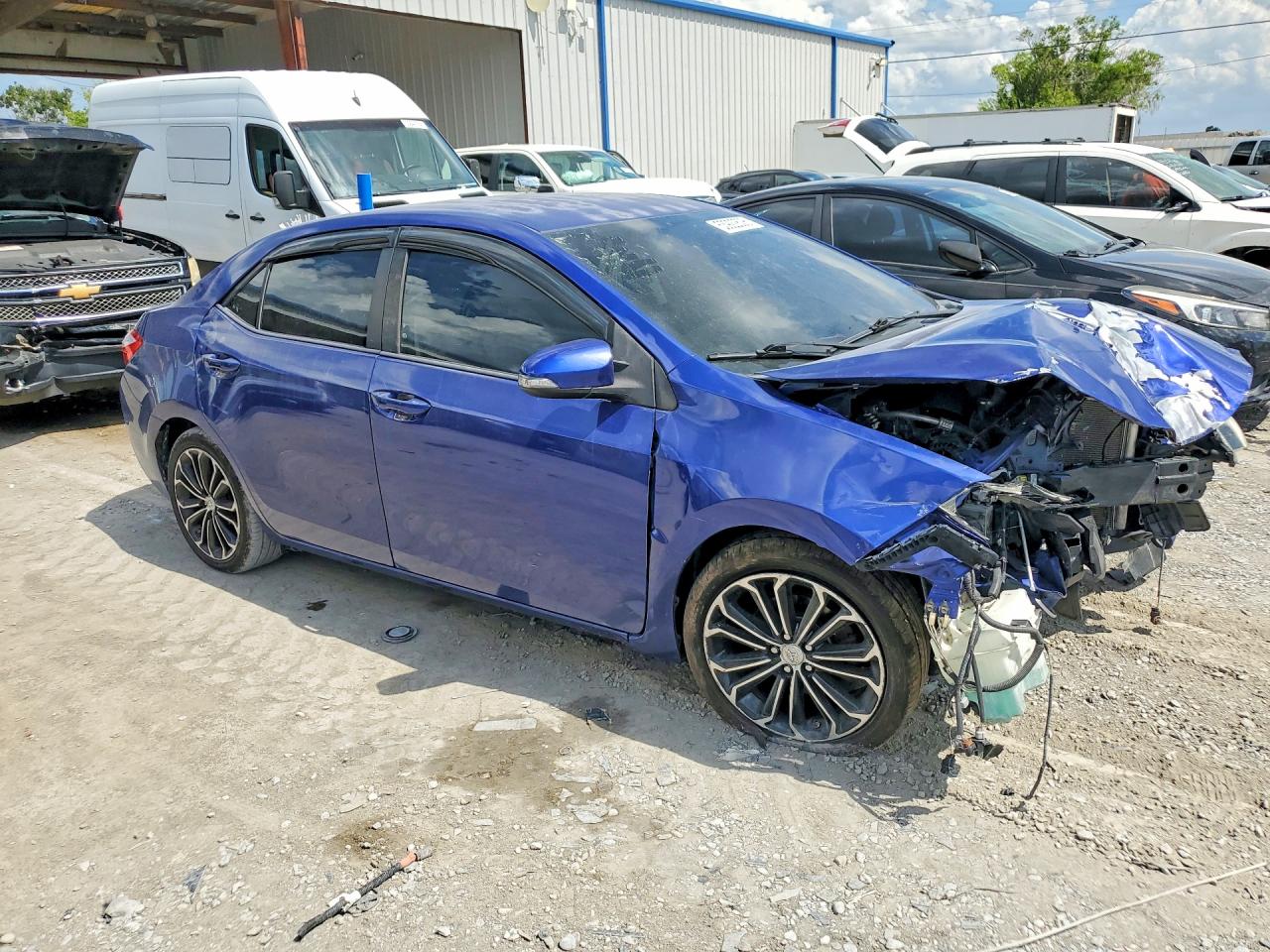 2015 Toyota Corolla S Plus Blue vin: 2T1BURHE7FC329939