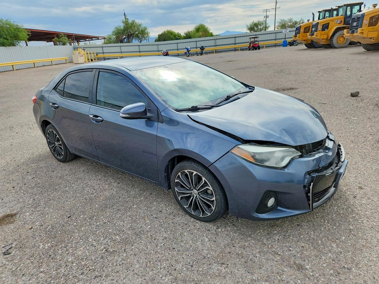2015 Toyota Corolla S Plus Teal vin: 2T1BURHE7FC342478