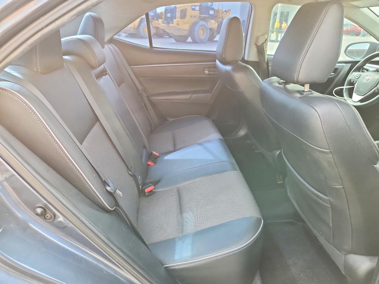 2015 Toyota Corolla S Plus Teal vin: 2T1BURHE7FC342478