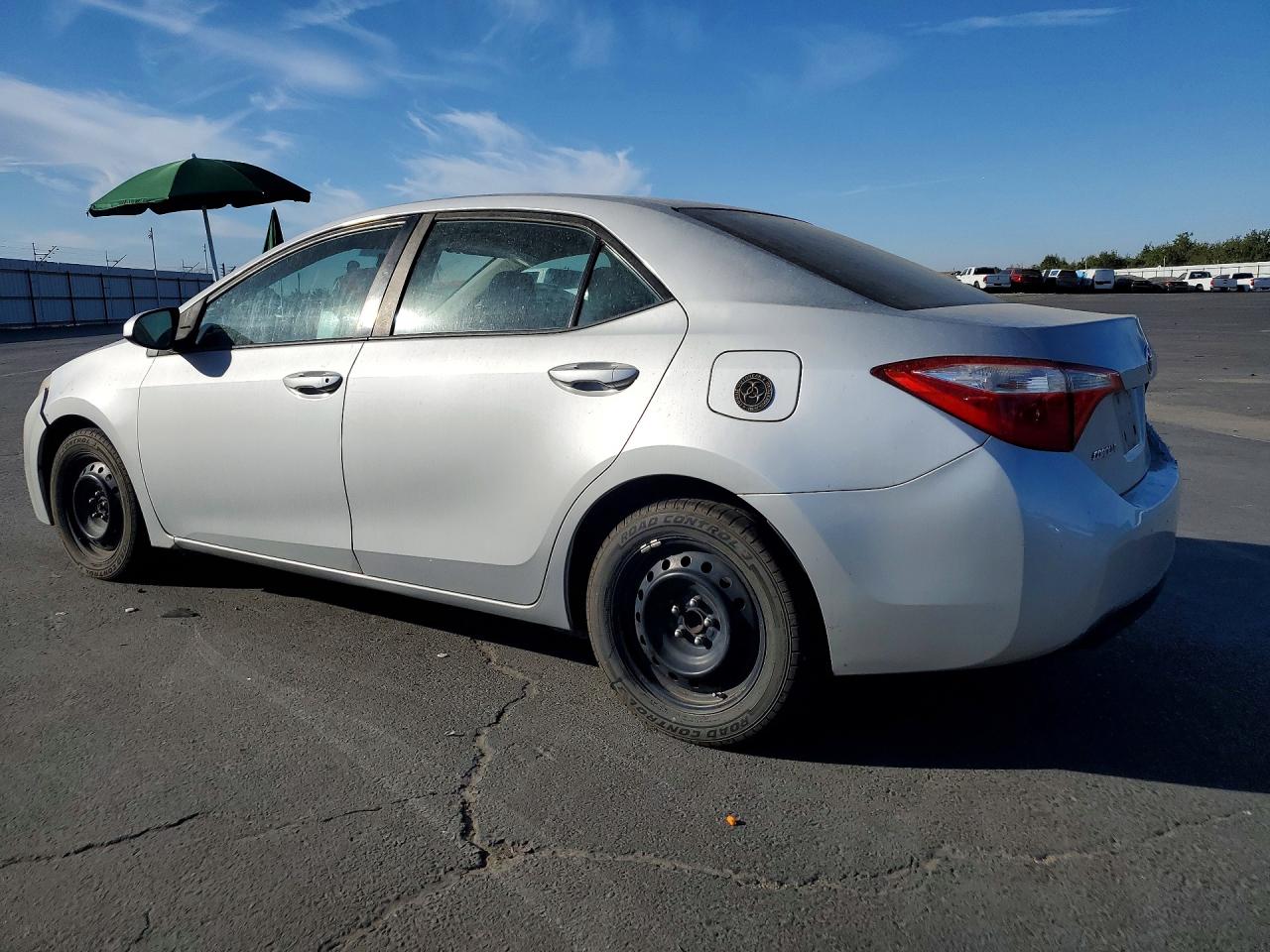 2015 Toyota Corolla Le Silver vin: 2T1BURHE7FC353366
