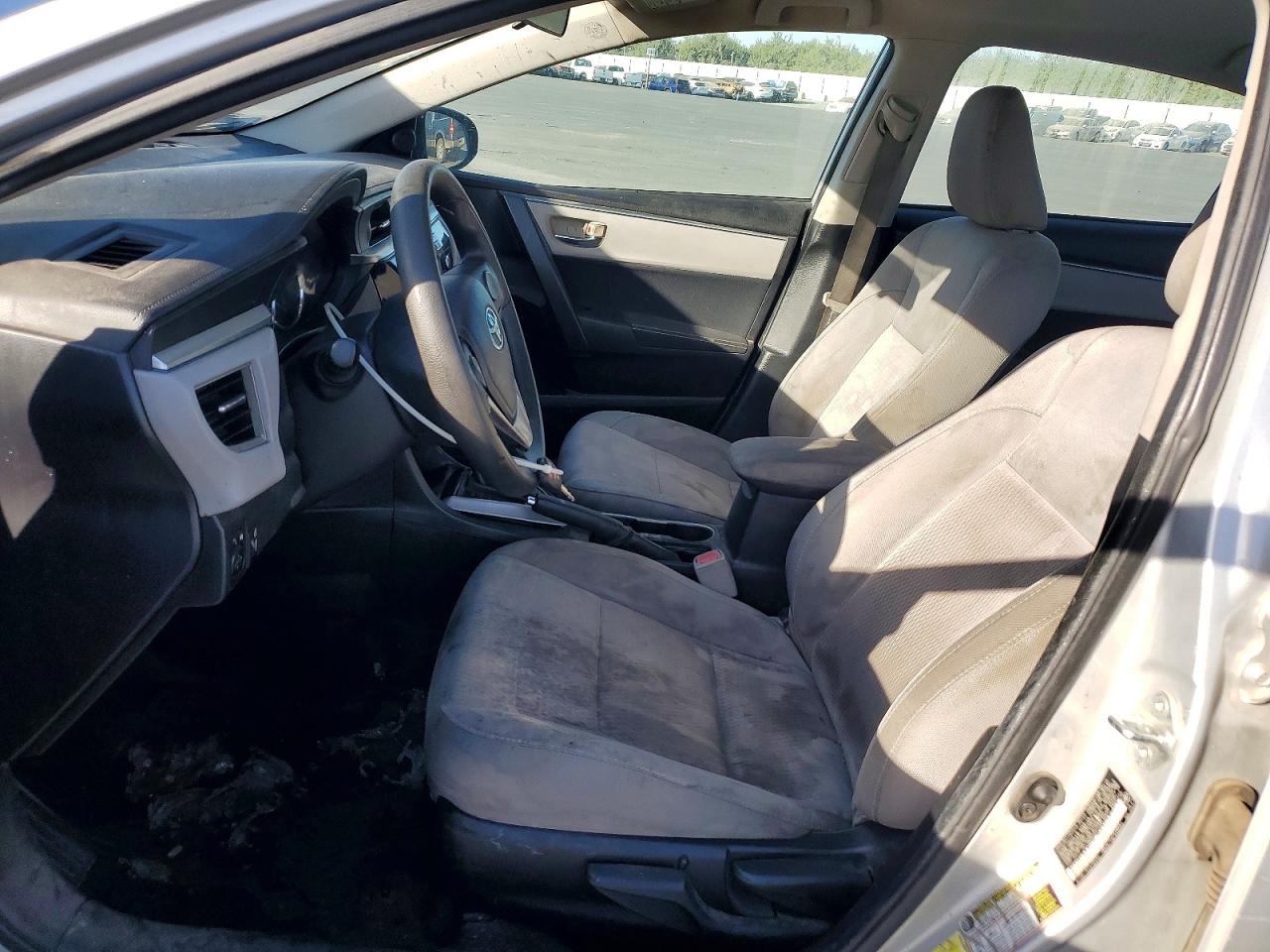 2015 Toyota Corolla Le Silver vin: 2T1BURHE7FC353366