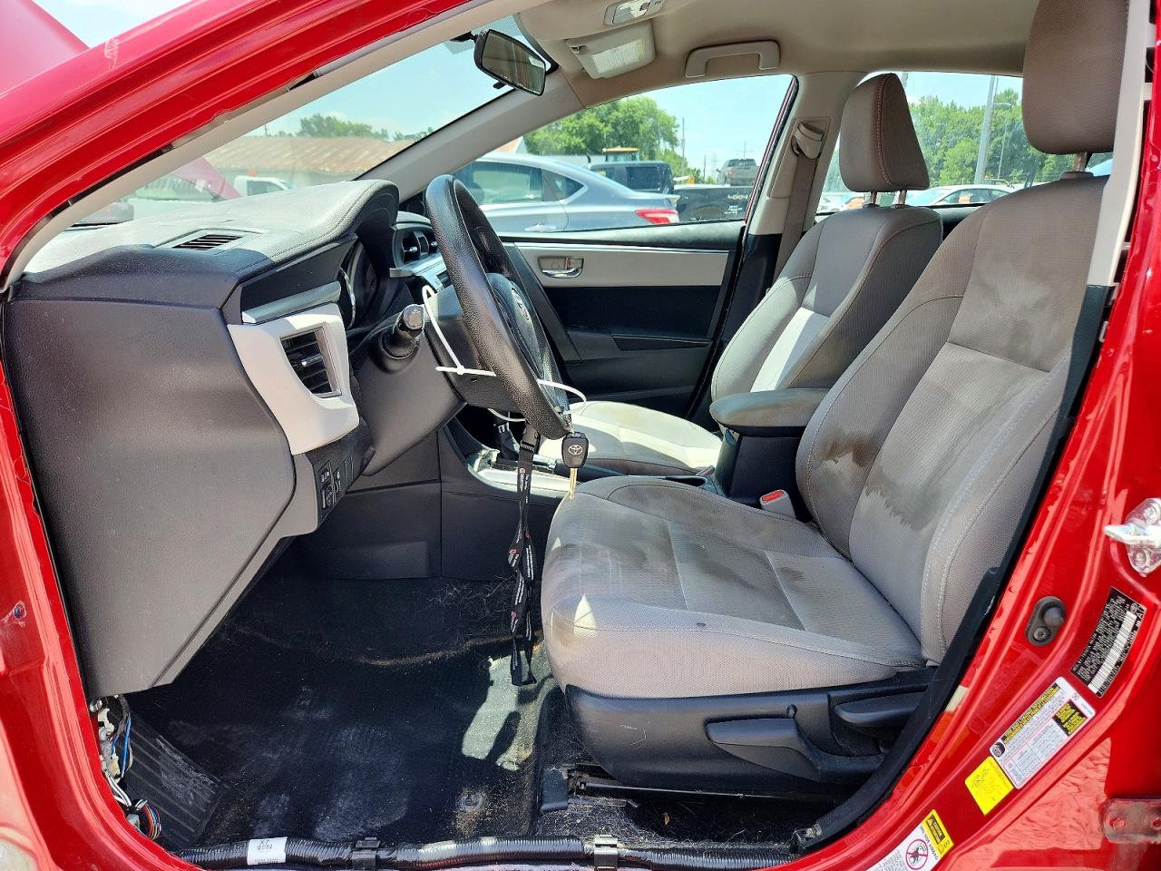 2015 Toyota Corolla Le Red vin: 2T1BURHE7FC370362