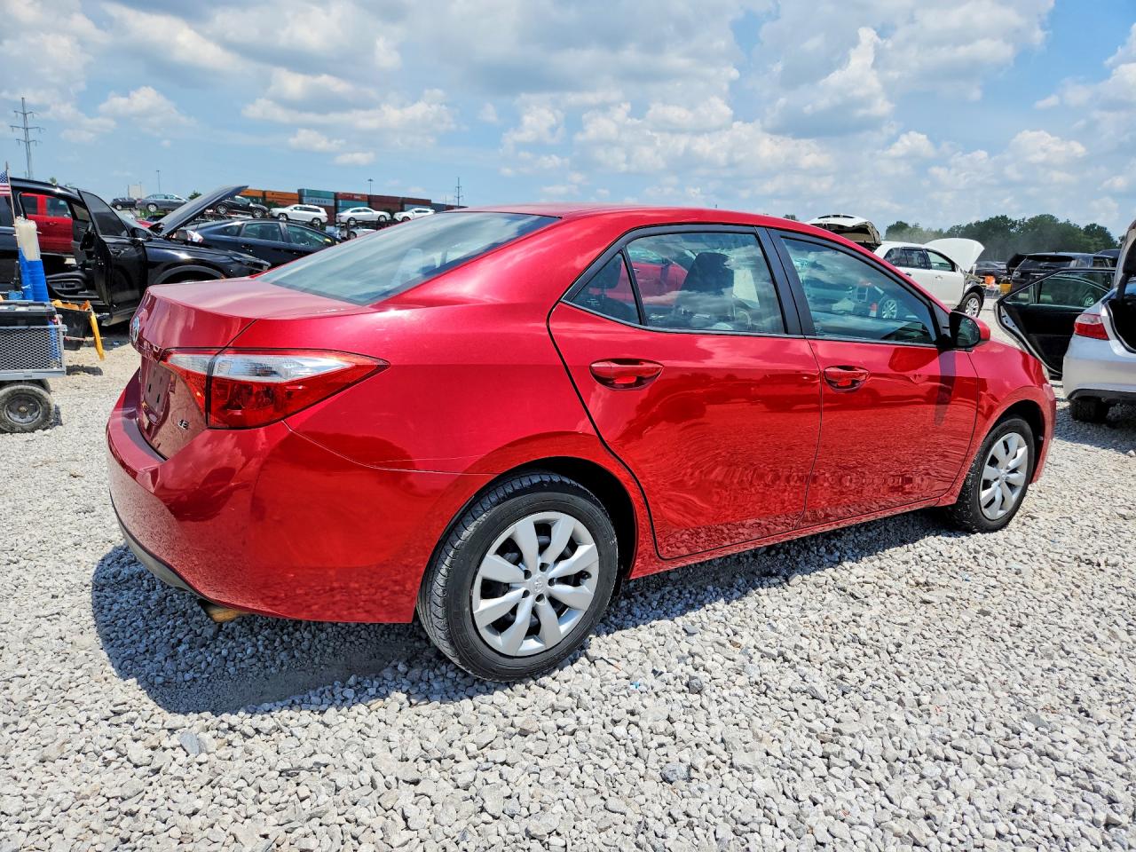2015 Toyota Corolla Le Red vin: 2T1BURHE7FC370362