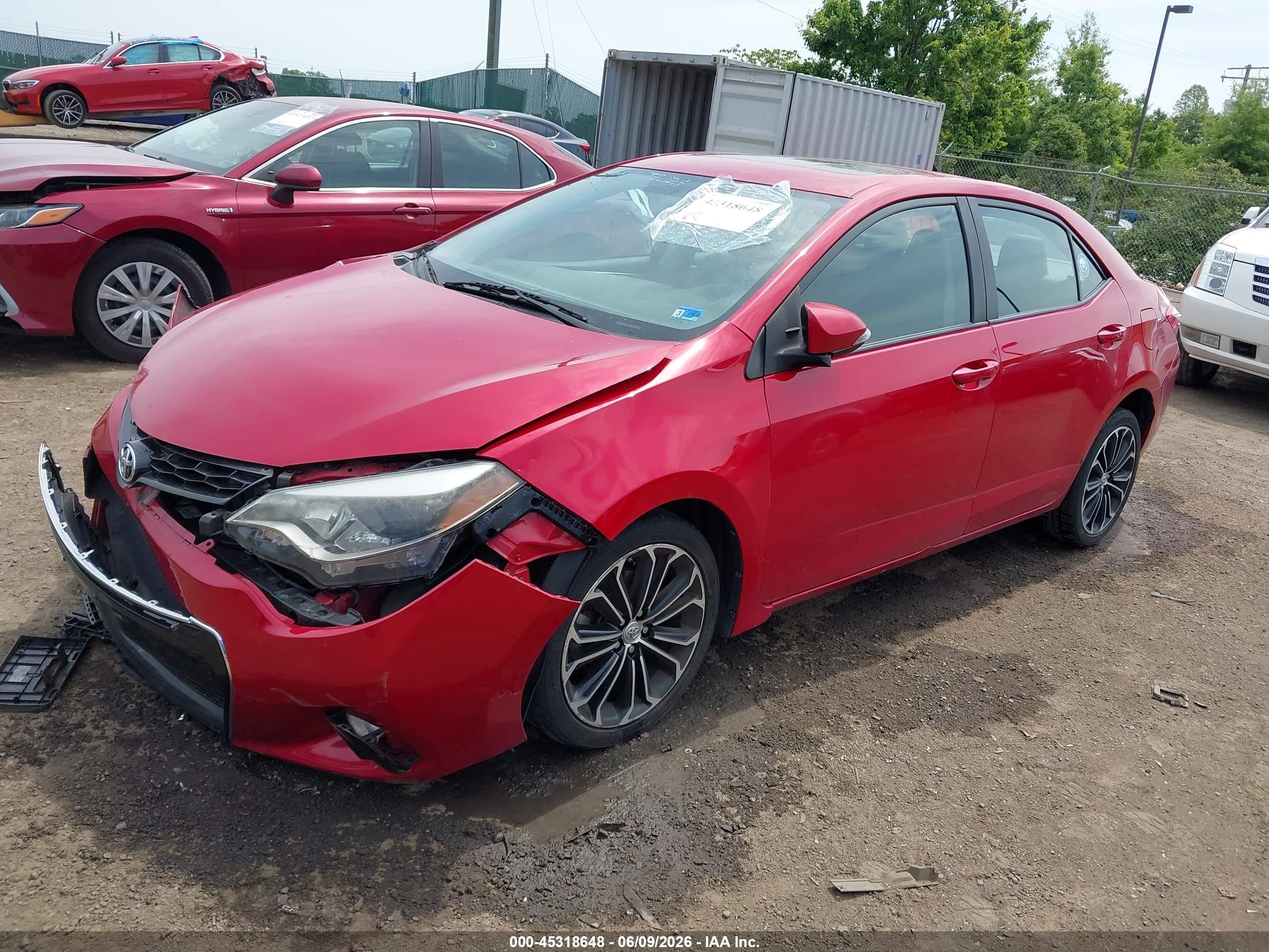 2015 Toyota Corolla S Plus Red vin: 2T1BURHE7FC374654