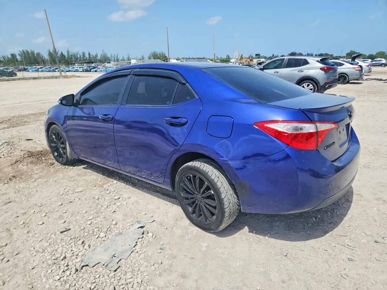 2015 Toyota Corolla S Plus Blue vin: 2T1BURHE7FC386867