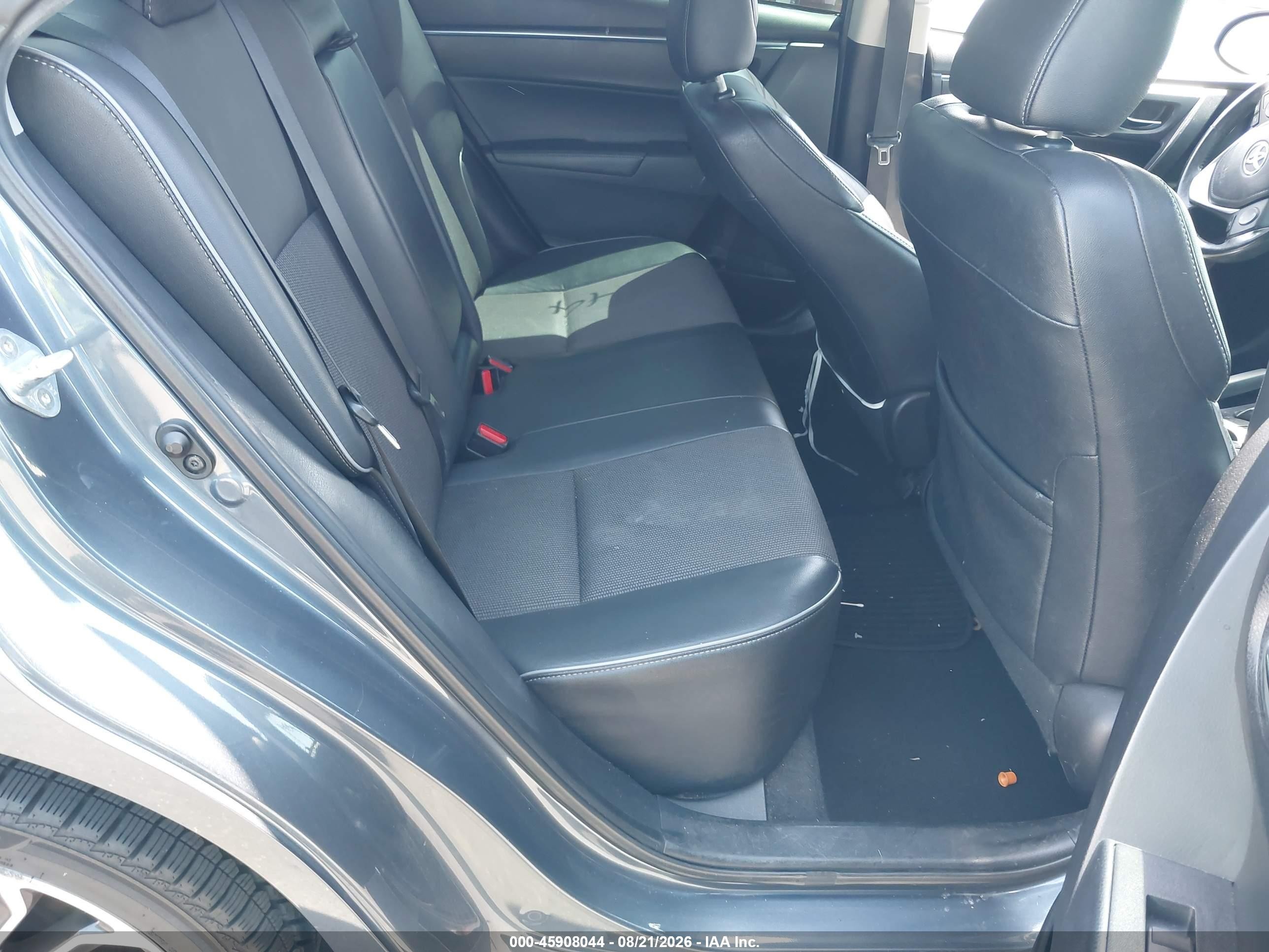 2015 Toyota Corolla S Plus Dark Blue vin: 2T1BURHE7FC401853