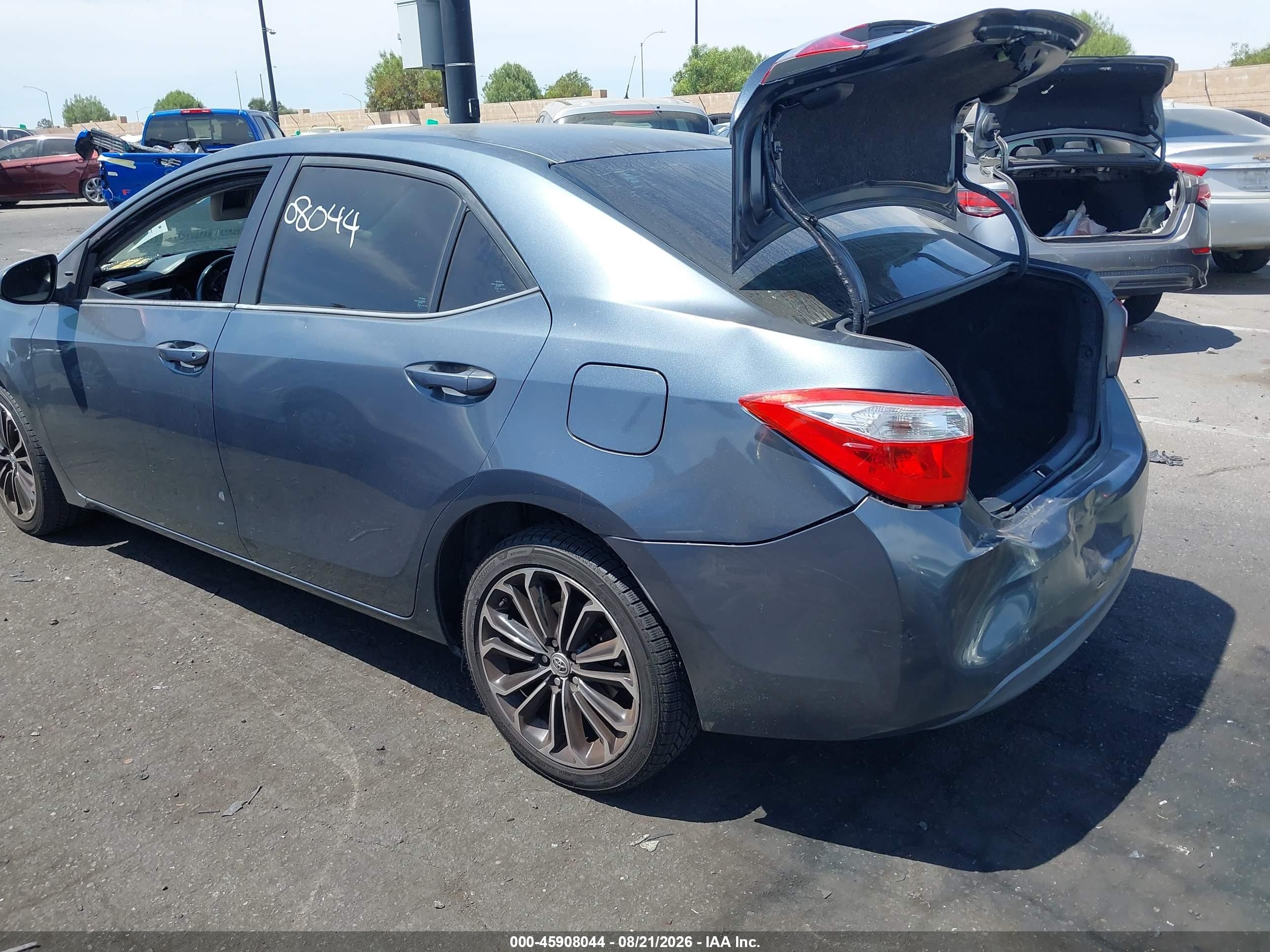 2015 Toyota Corolla S Plus Dark Blue vin: 2T1BURHE7FC401853