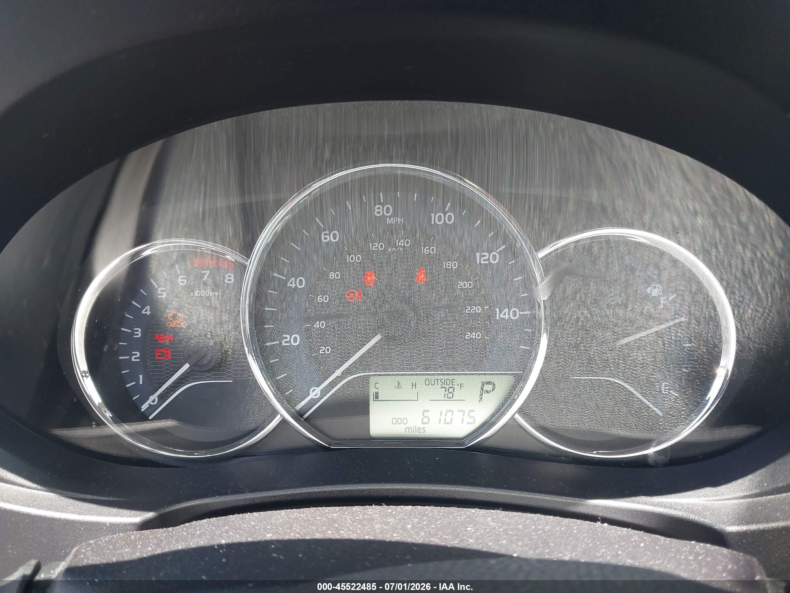 2015 Toyota Corolla Le Серебряный vin: 2T1BURHE7FC407796